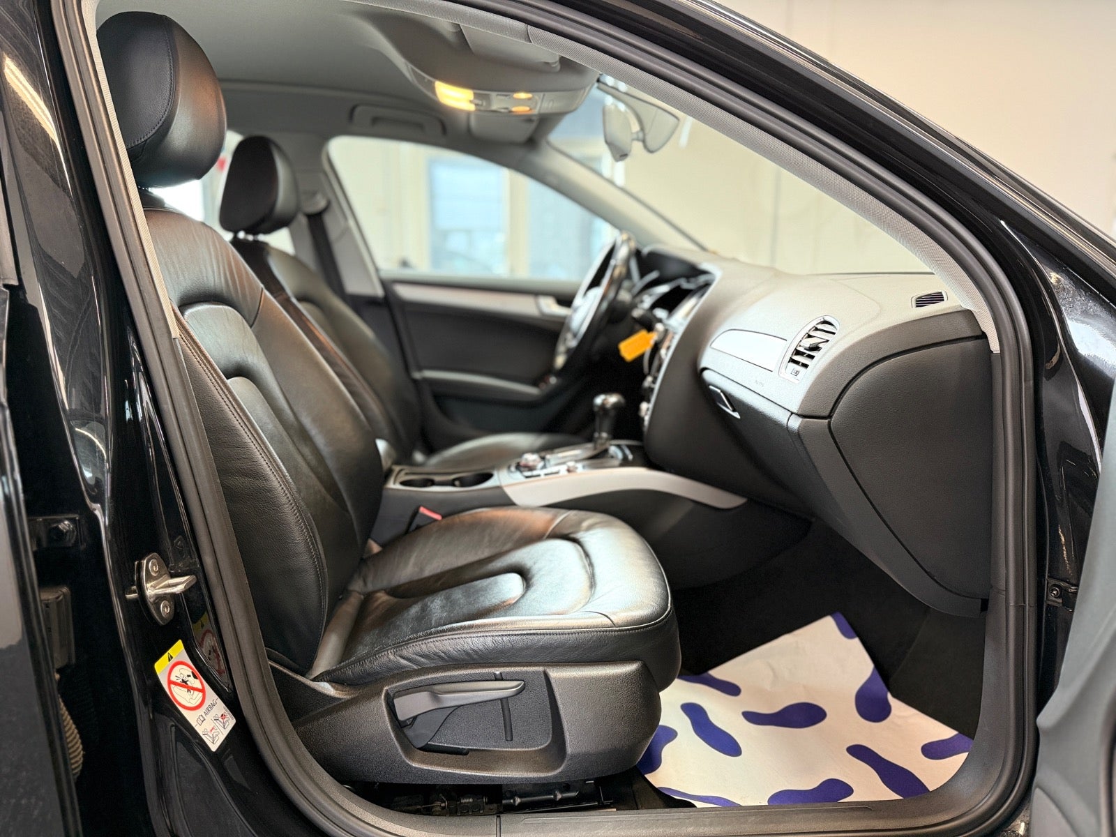 Audi A4 Avant 3.0 TDI V6 DPF Multitronic, 204hp, 2013