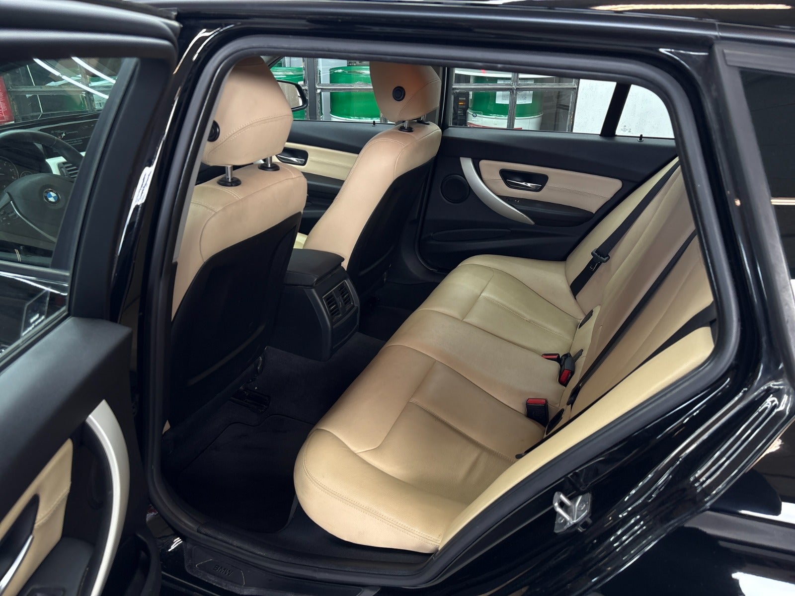BMW 320d Touring Steptronic, 8-trins, 190ps, 2016