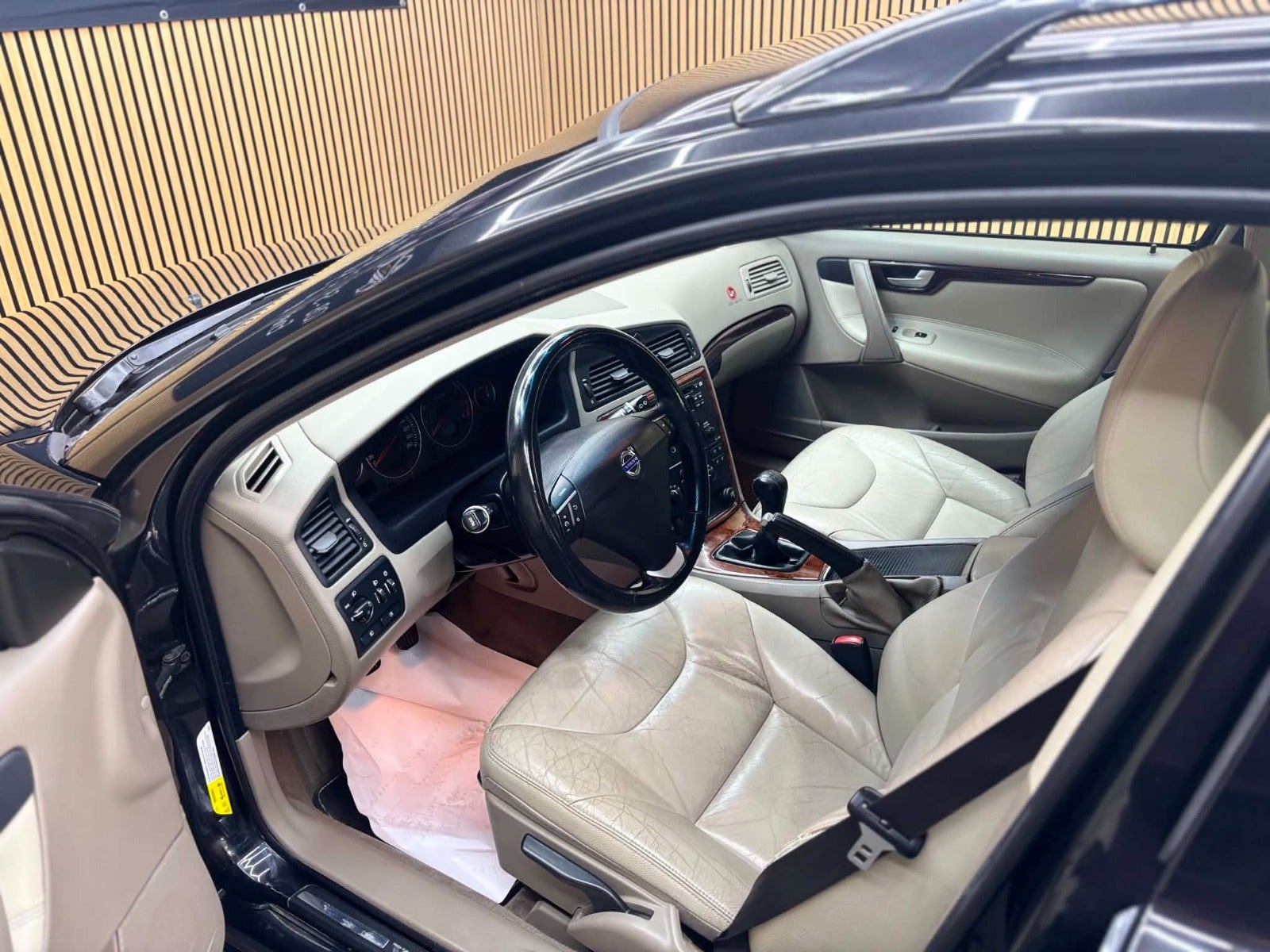 Volvo V70 2.4 Manuell, 140hk, 2008