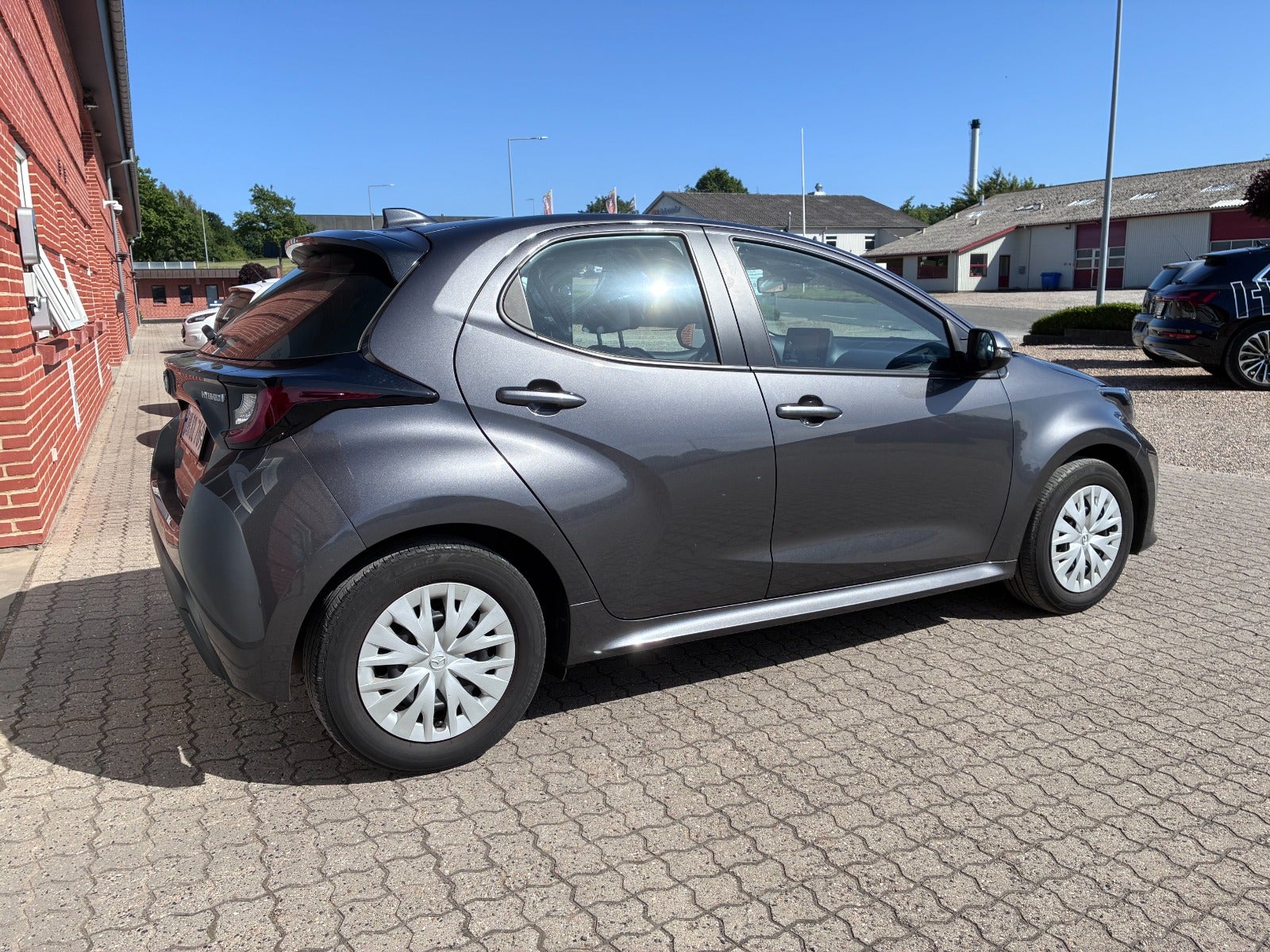 Mazda 2 Hybrid Automatisk, 6-trinn, 116hk, 2022