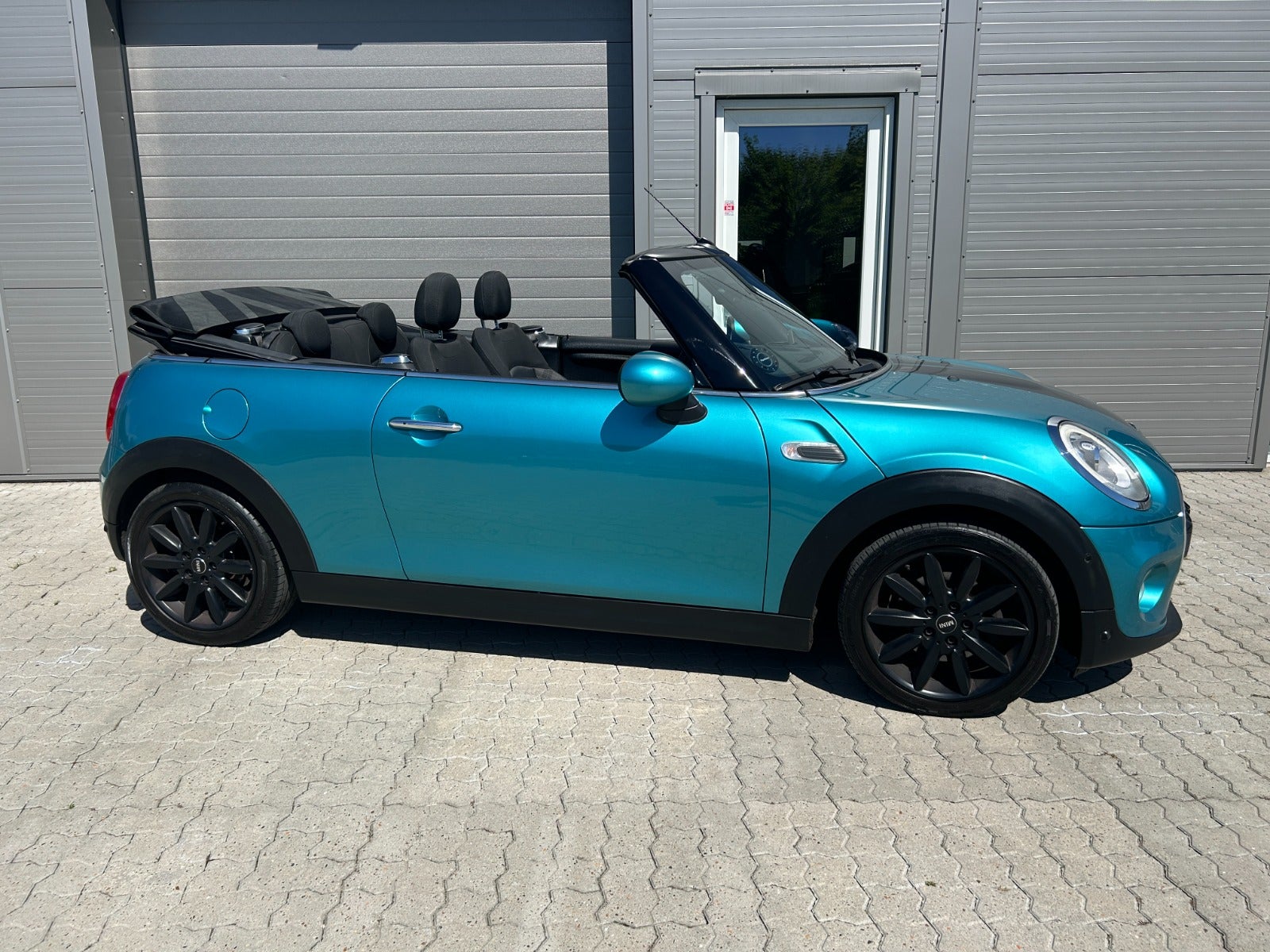 MINI Cooper D Convertible Automatisk, 6-trinn, 116hk, 2016
