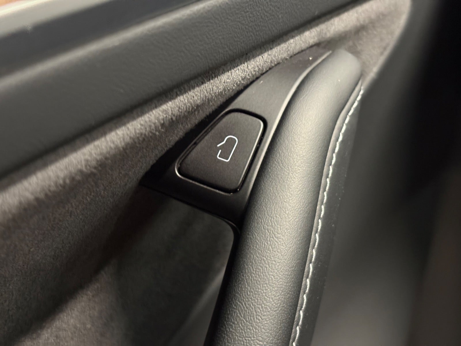 Tesla Model Y Long Range AWD, 514hp, 2023