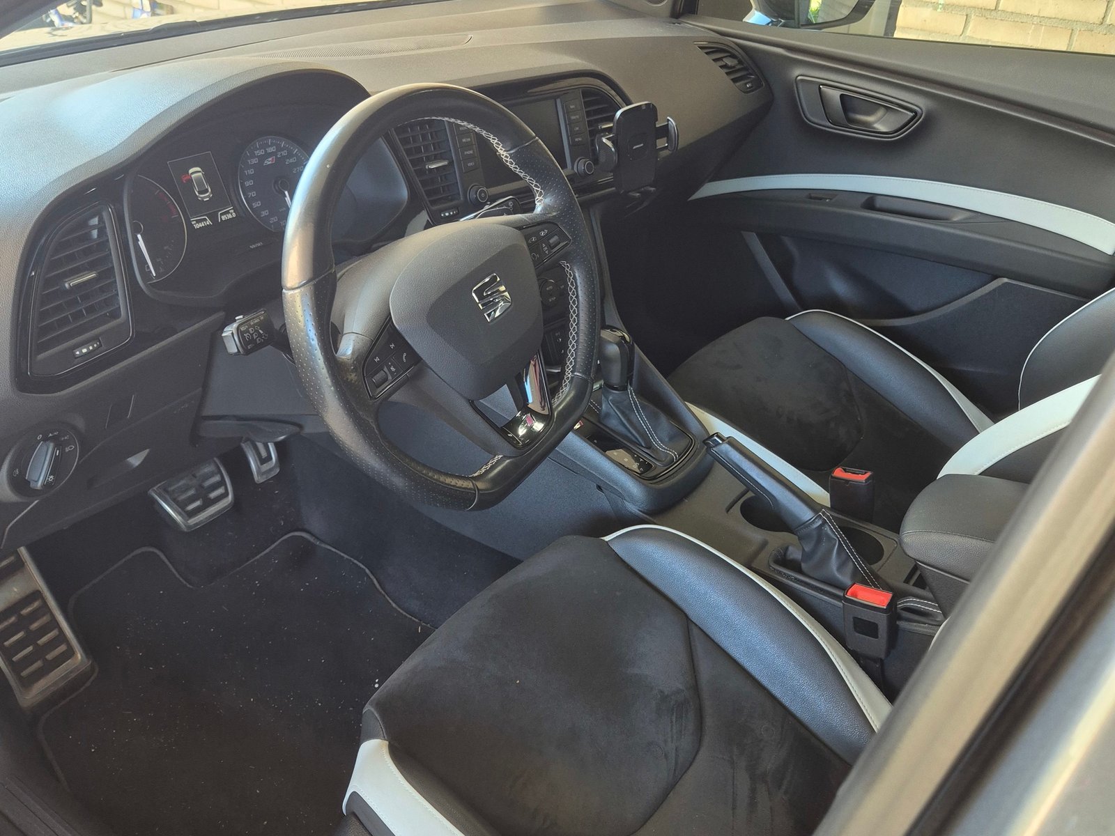 SEAT León Cupra ST 2.0 TSI DSG Sequential, 280hp, 2016
