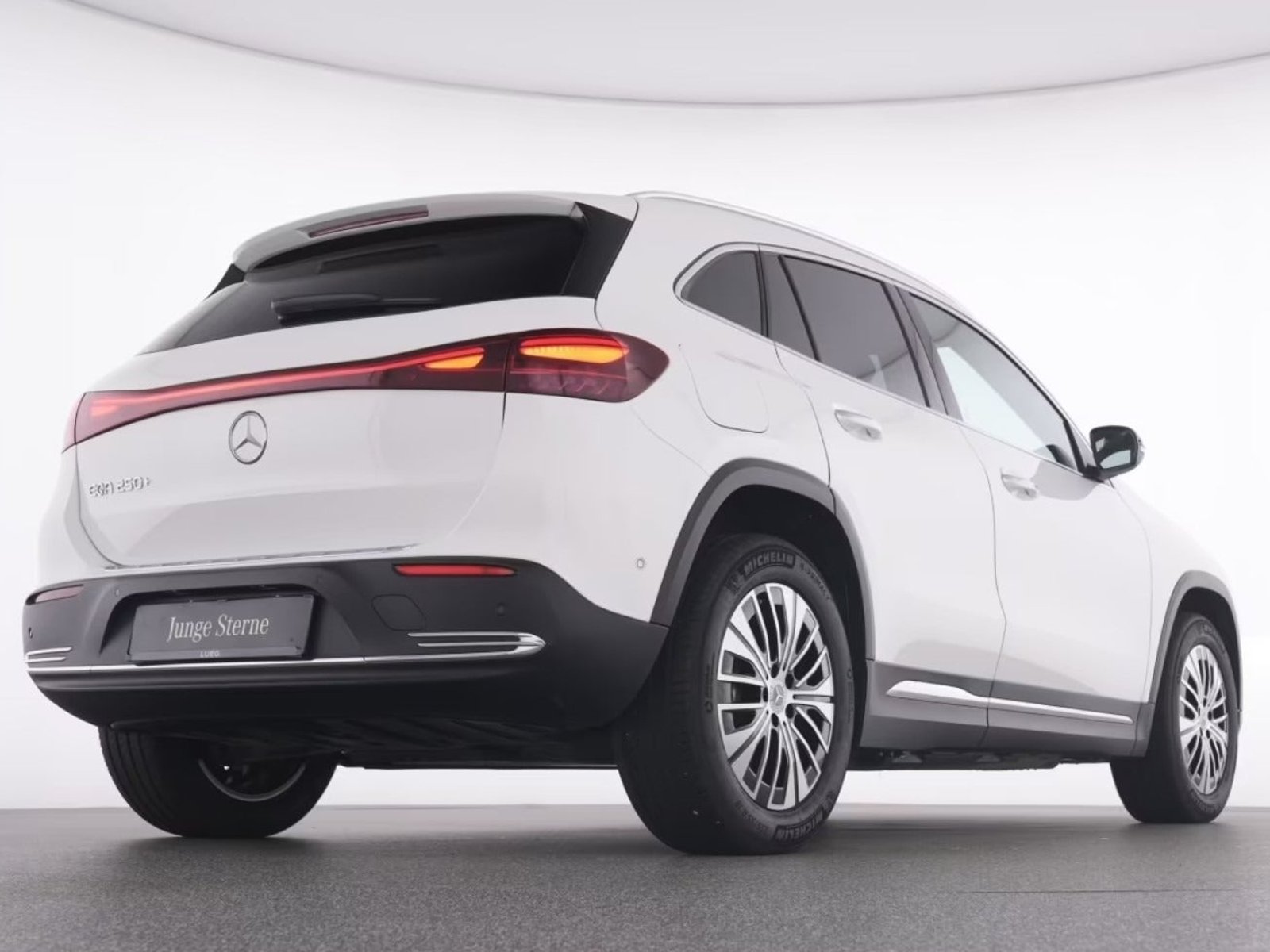 Mercedes-Benz EQA 250+, 190hk, 2023