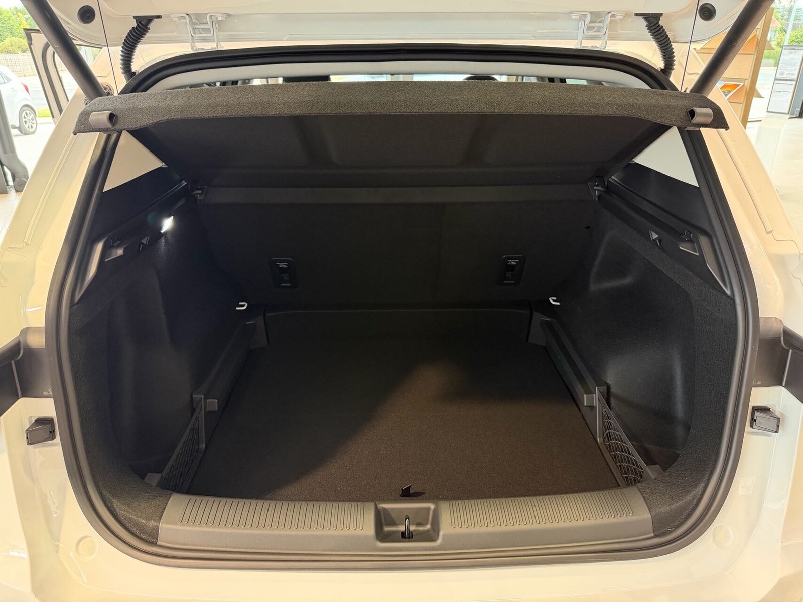 MG S5 EV Long Range 64 kWh, 231hk, 2025