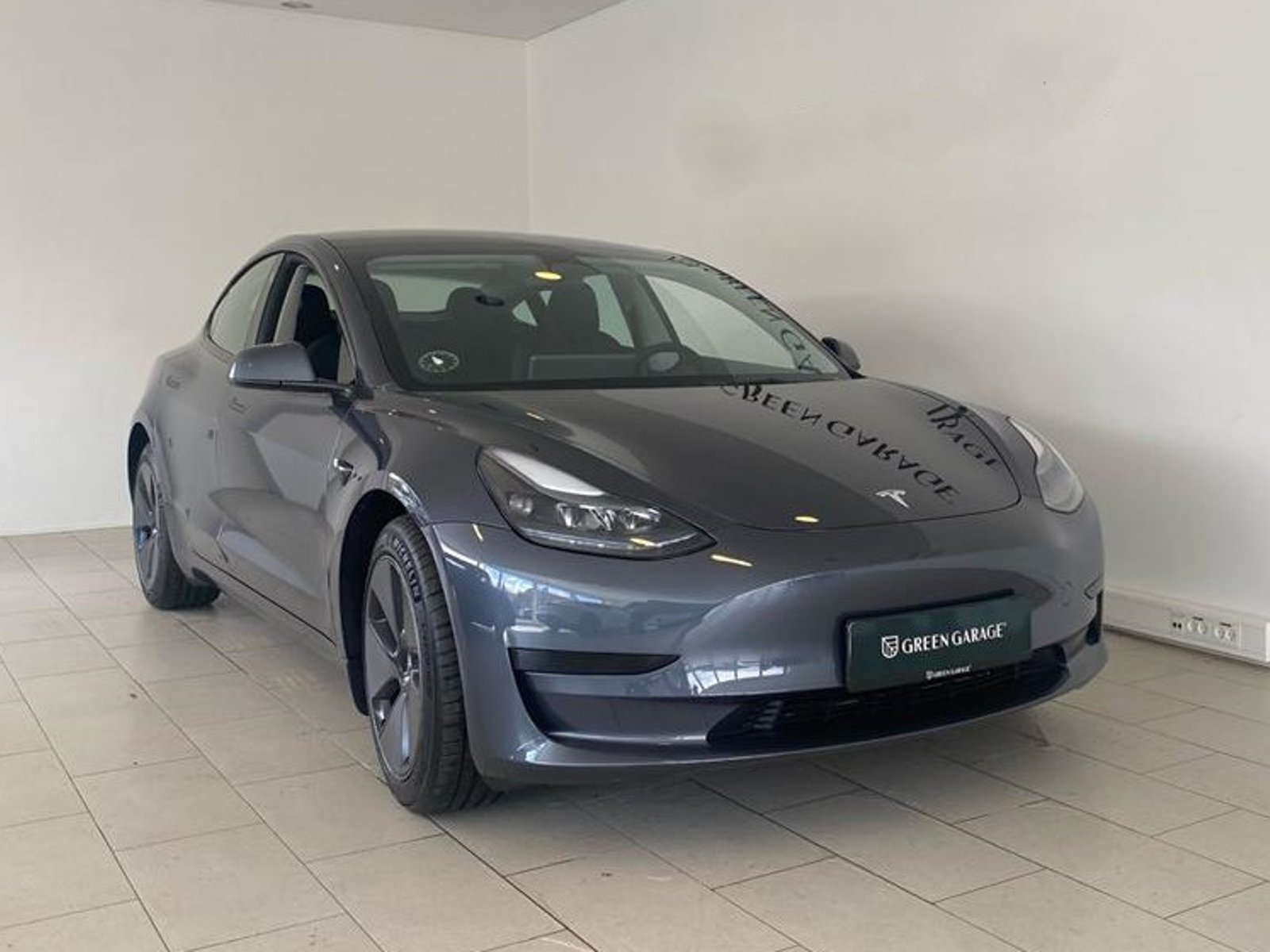 Tesla Model 3 Standard Range, 283ps, 2023