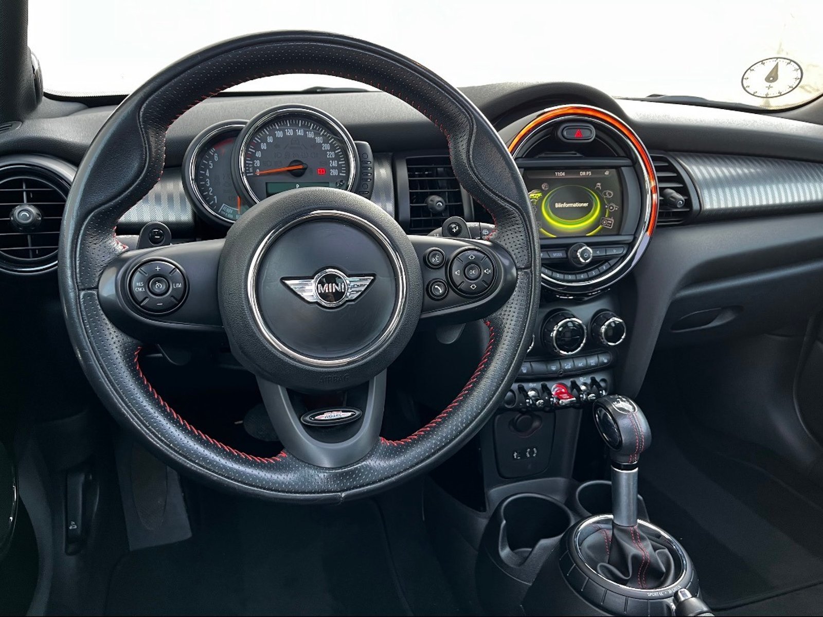 MINI Cooper S 5-door Automatic, 6-trins, 192ps, 2016