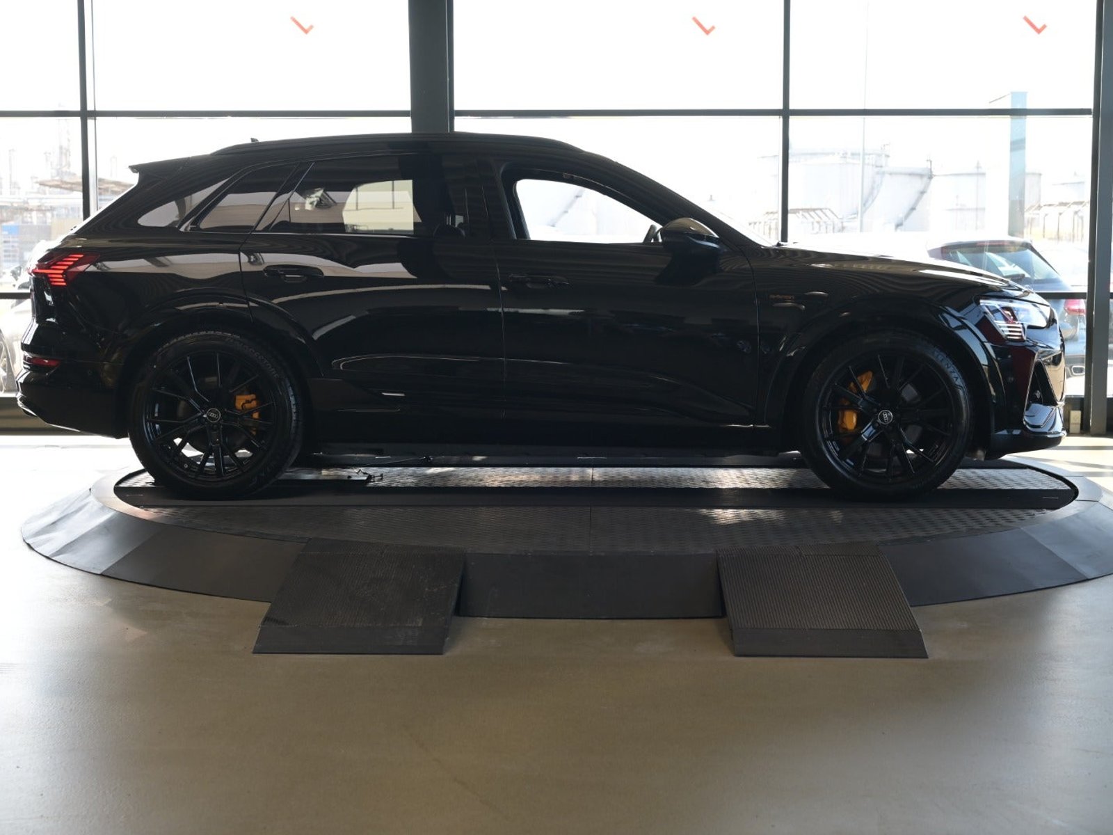 Audi e-tron 55 quattro, 408ps, 2023