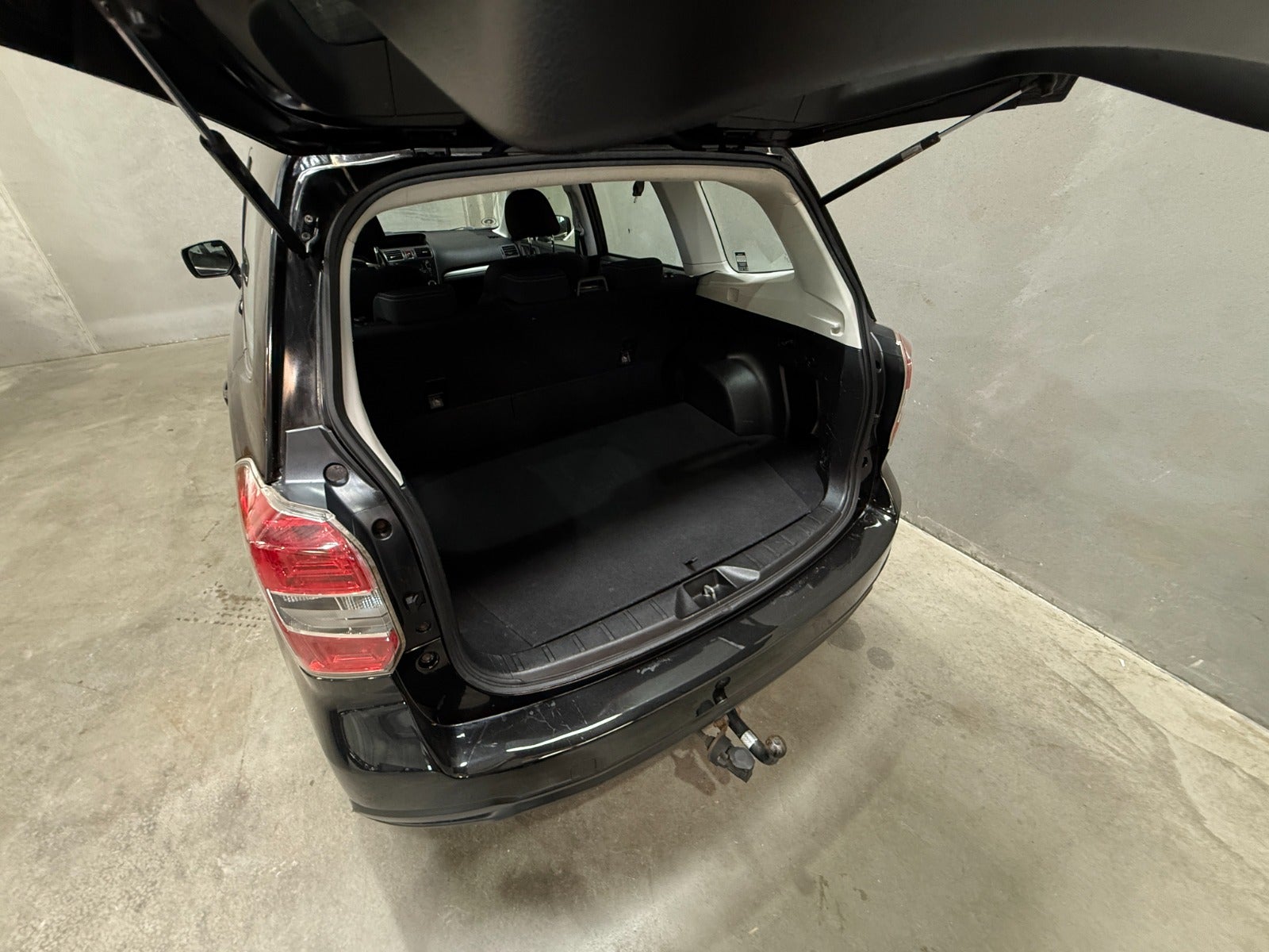Subaru Forester 2.0 4WD Lineartronic, 150ps, 2013