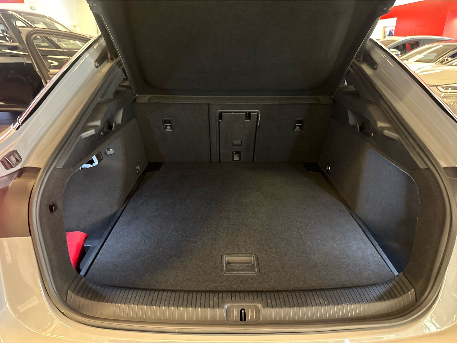 Volkswagen ID.7 Pro, 286hk, 2024