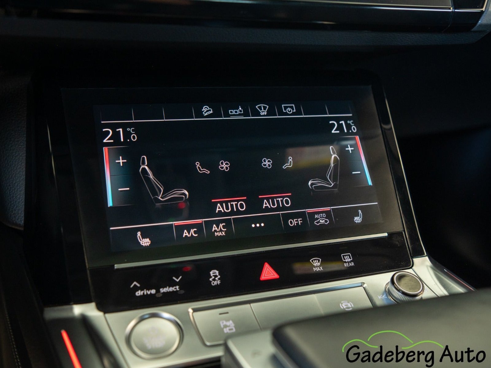 Audi e-tron 55 quattro, 408ps, 2020