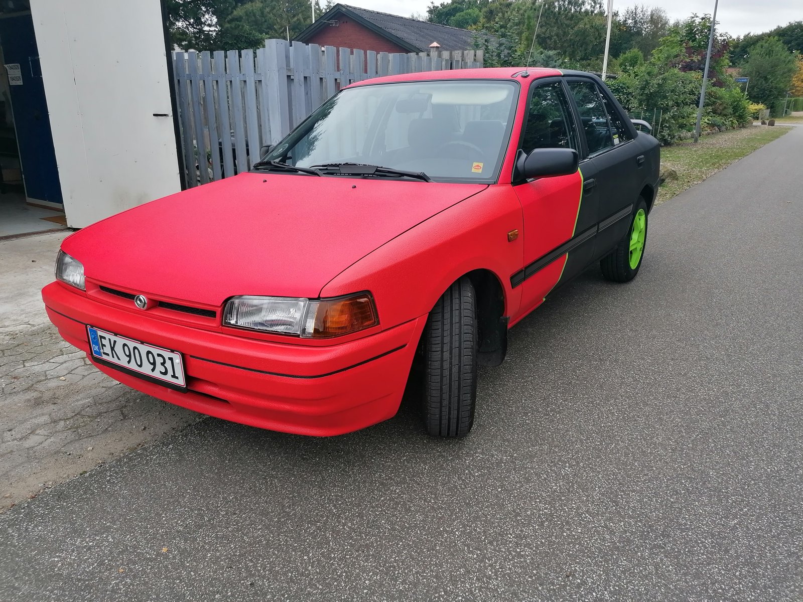 Mazda 323 C 1.3 Manual, 5-trins, 73ps, 1994