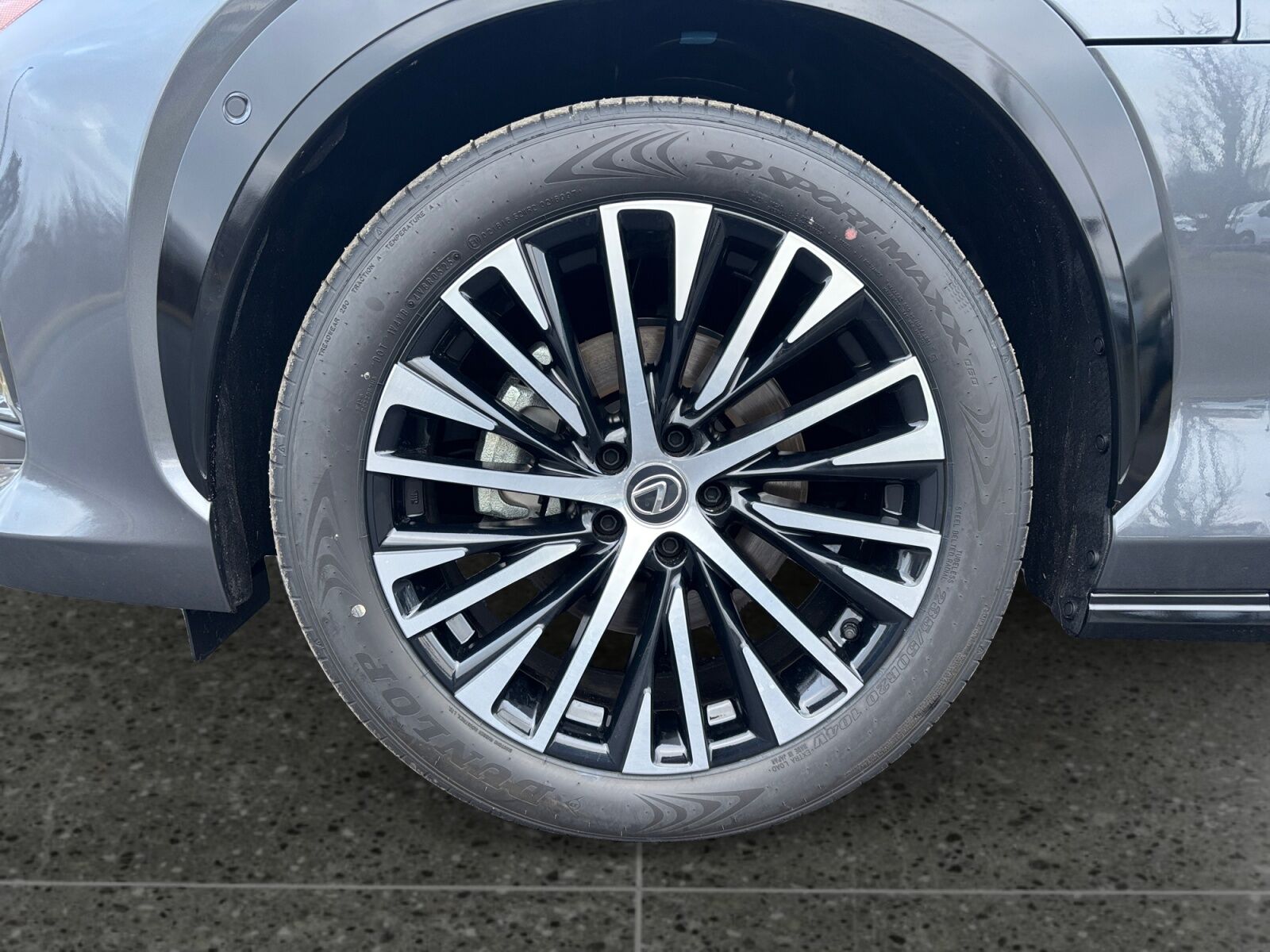 Lexus RZ 300e, 204ps, 2025