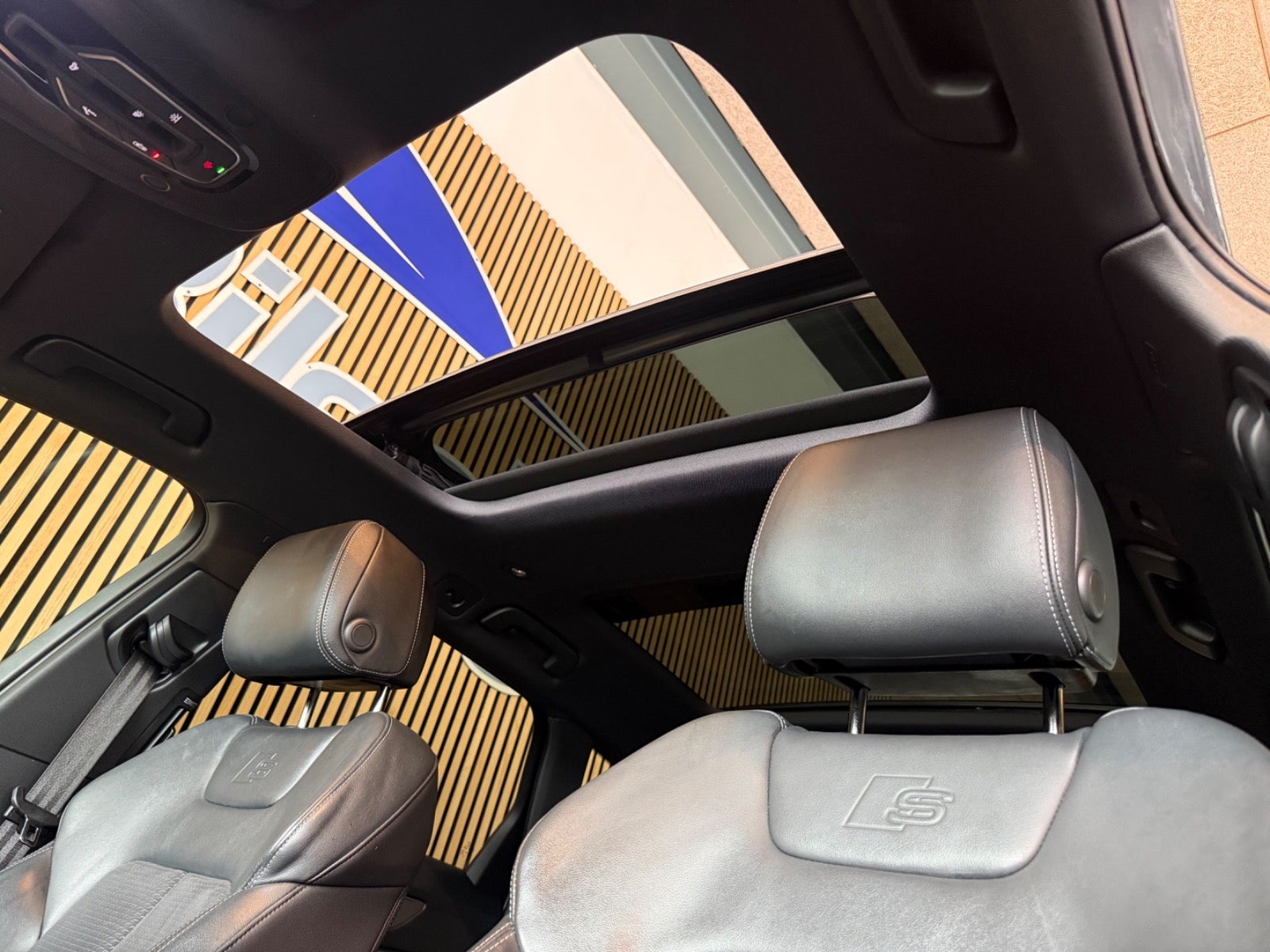 Audi A6 Avant 55 TFSI e quattro S Tronic, 7-trins, 367ps, 2023