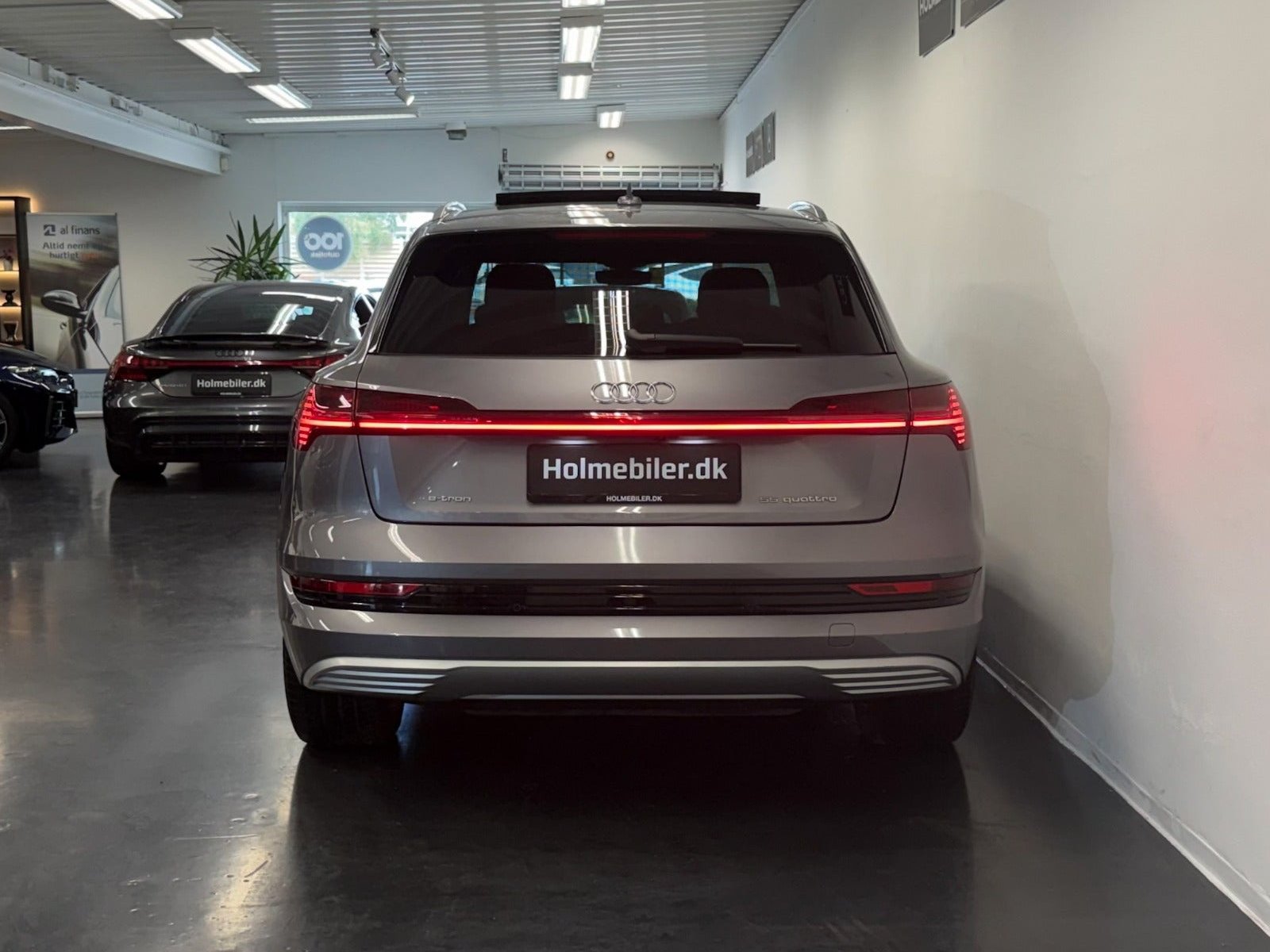 Audi e-tron 55 quattro, 408ps, 2020