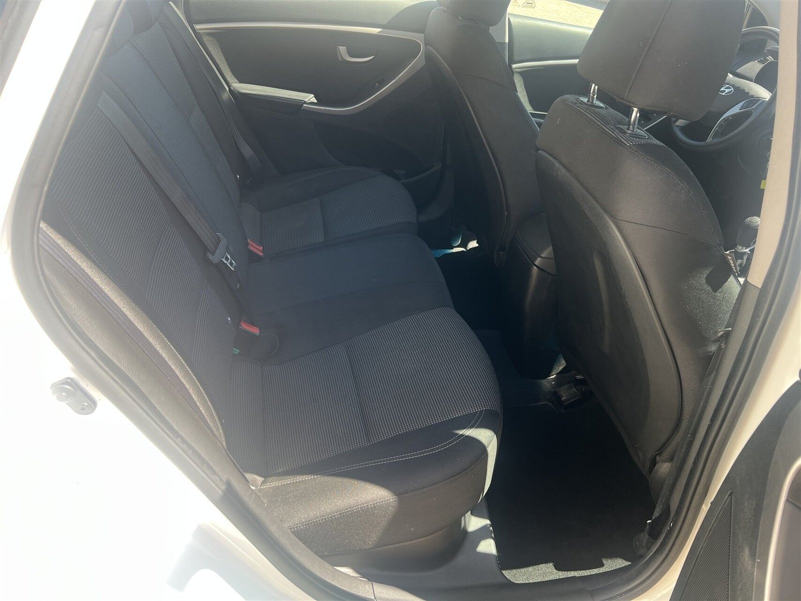 Hyundai i30 Kombi 1.6 CRDi Manual, 6-trins, 110ps, 2016