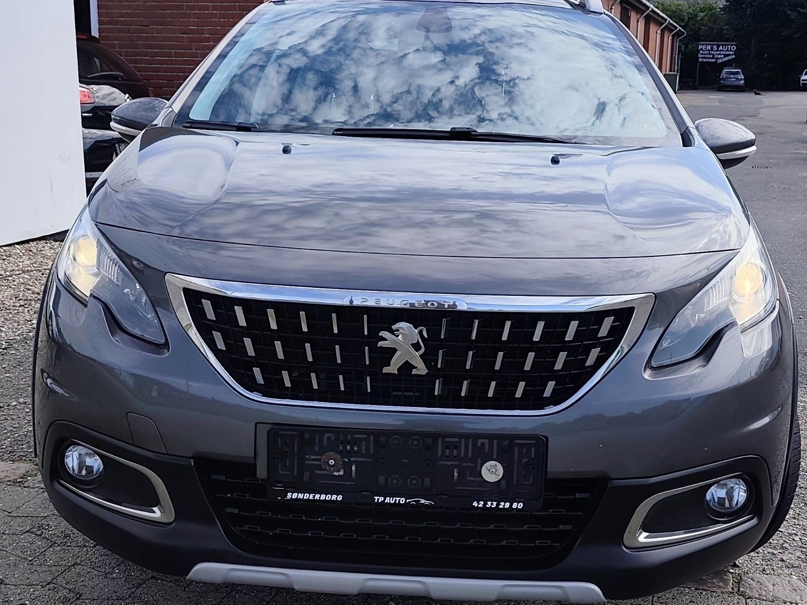 Peugeot 2008 1,6 BlueHDi 100 Allure