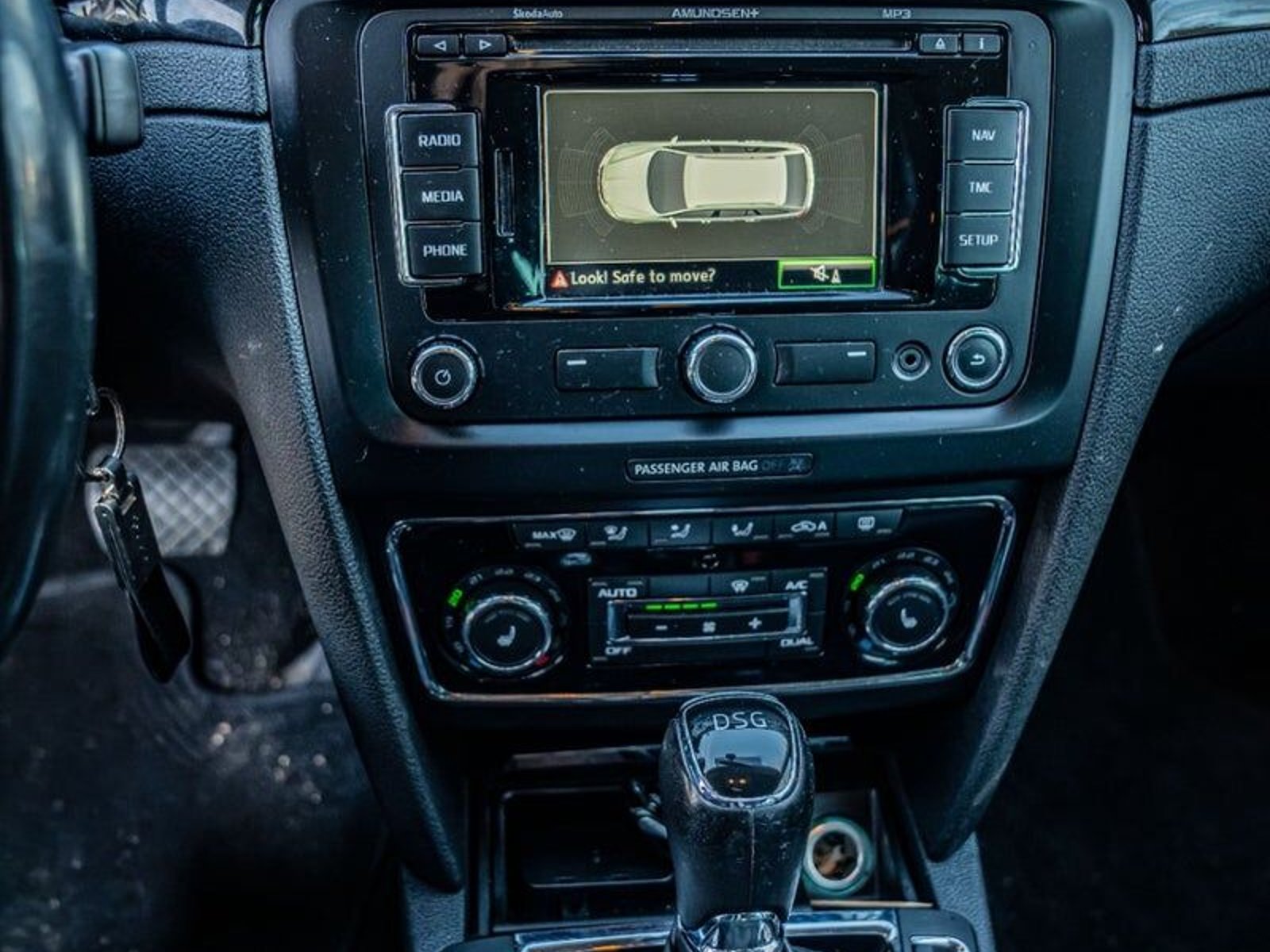 Škoda Superb Kombi 1.6 TDI DSG Sekventiell, 105hk, 2014