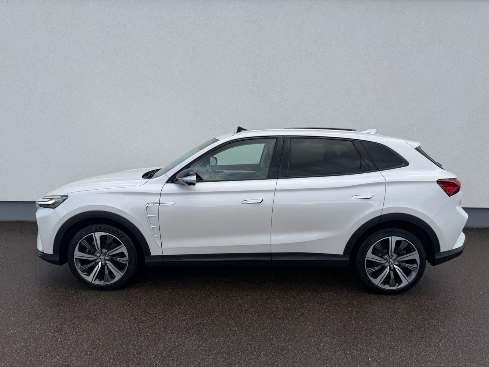 MG Marvel R Automatic, 2-trinn, 180hk, 2022