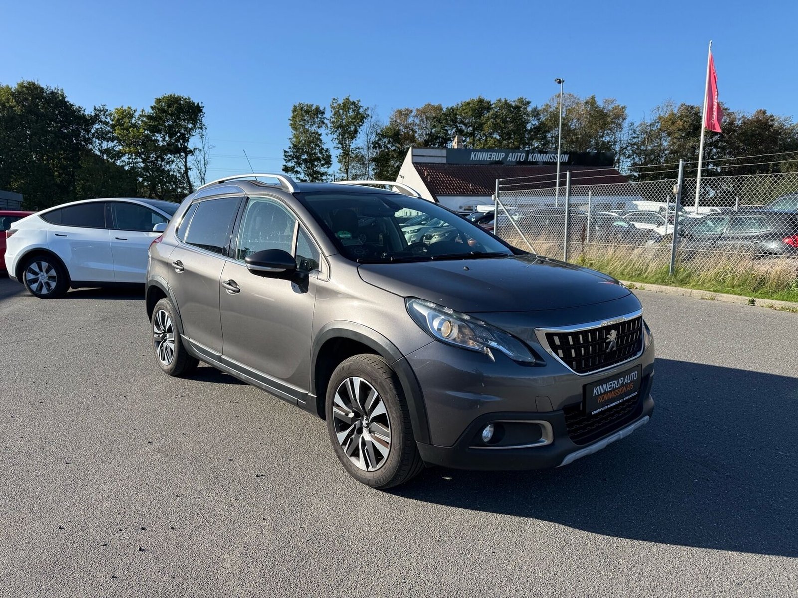 Peugeot 2008 1.2 PureTech 110 EAT, 6-trins, 110ps, 2018