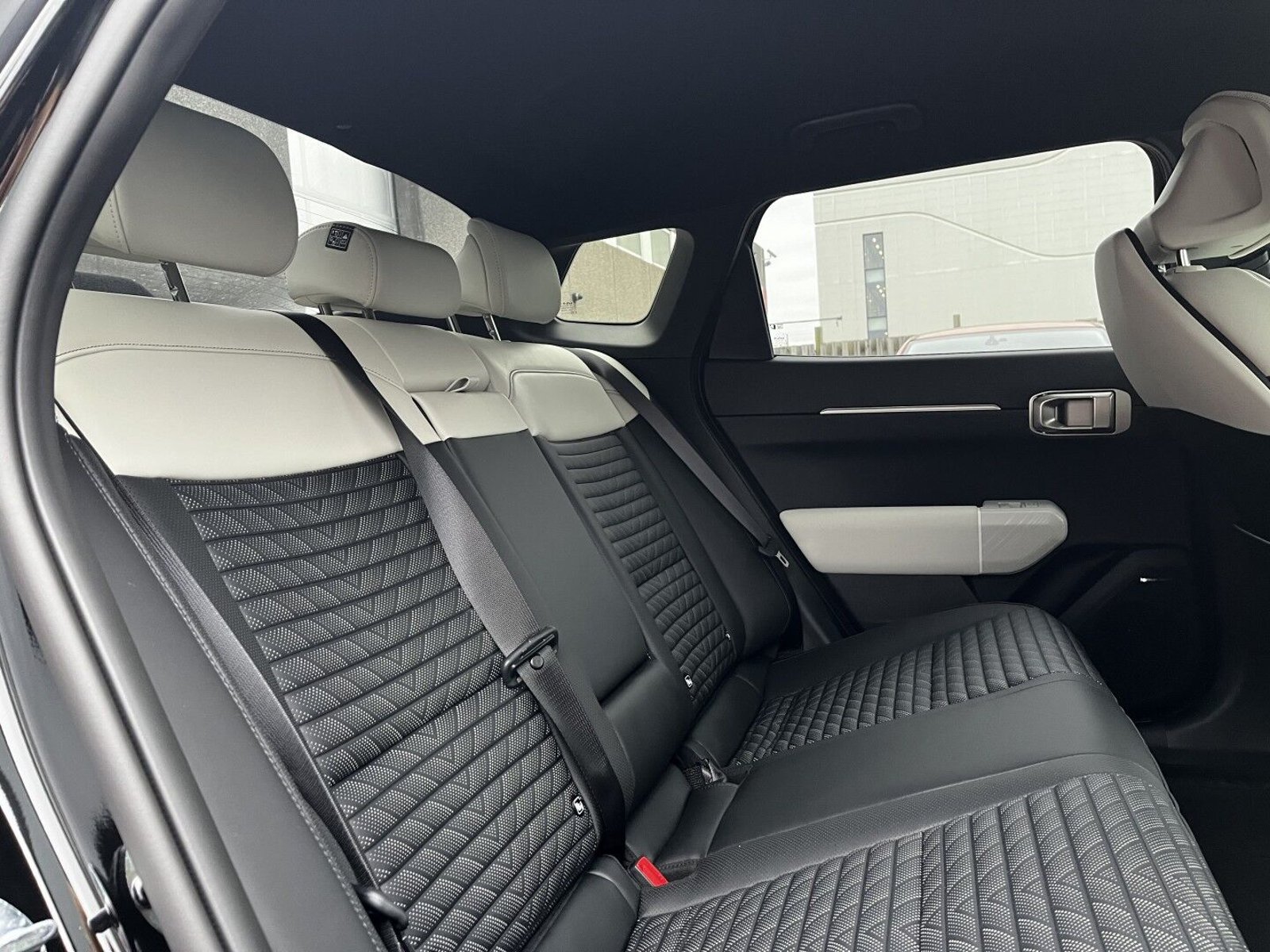 Kia EV4 Long Range Fastback, 204ps, 2026