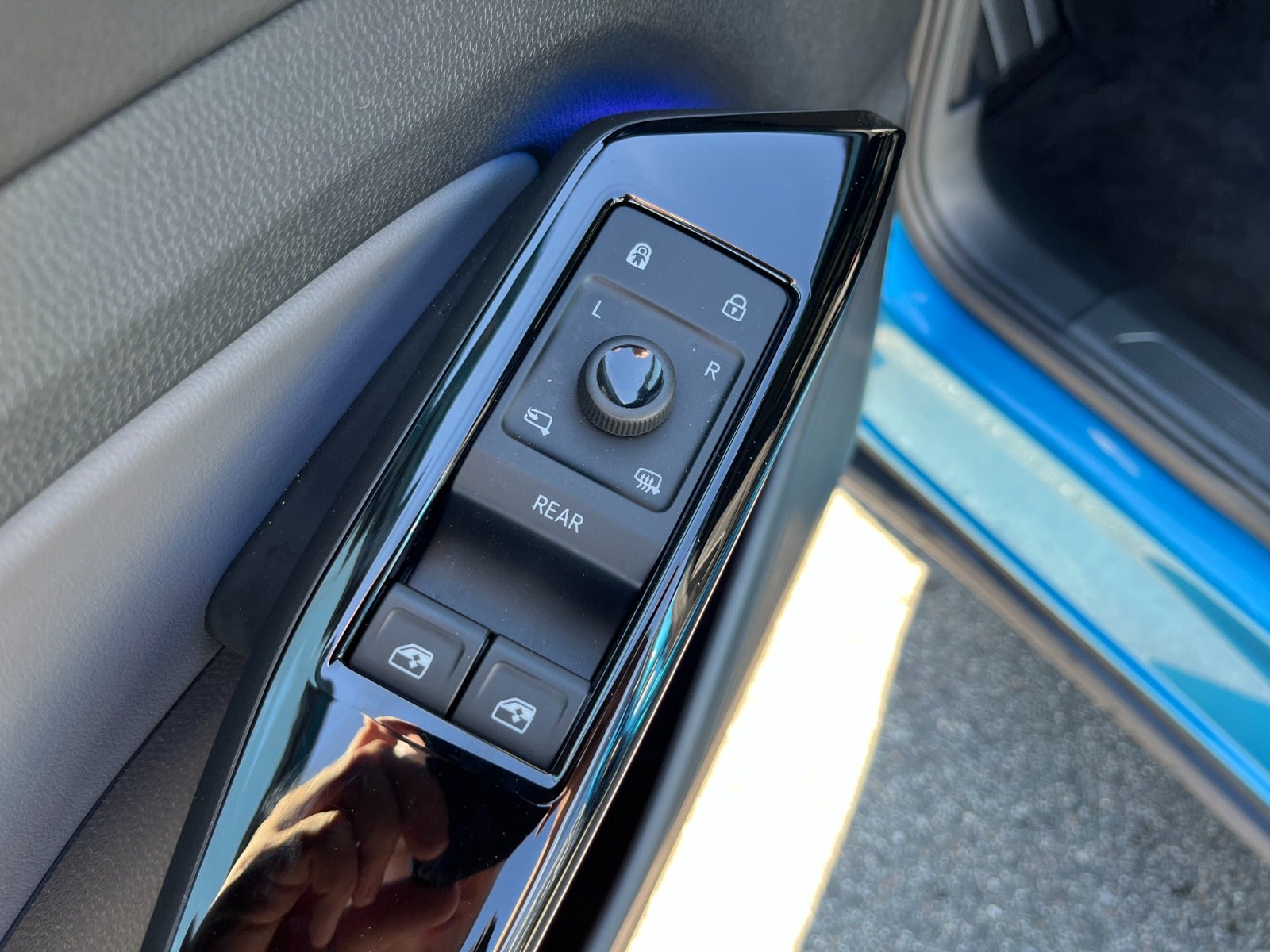 Volkswagen ID.4 Pro, 286ps, 2026