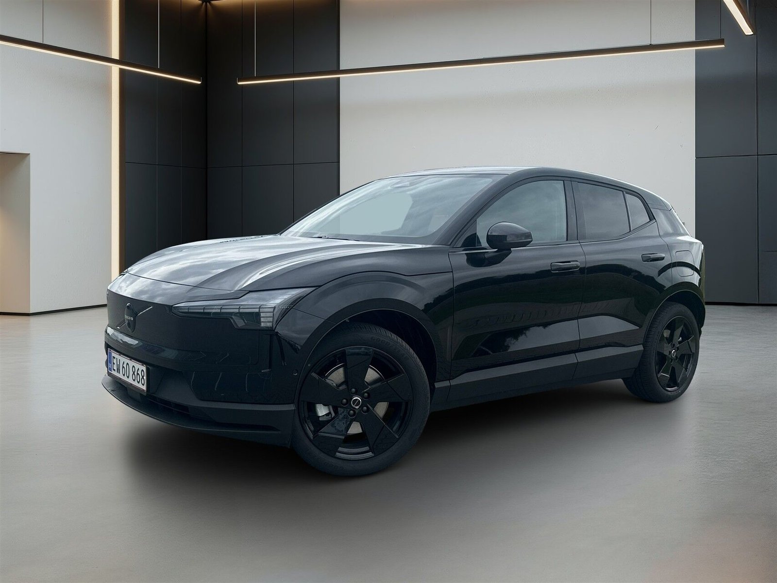 Volvo EX30 P5 Long Range, 272hp, 2027