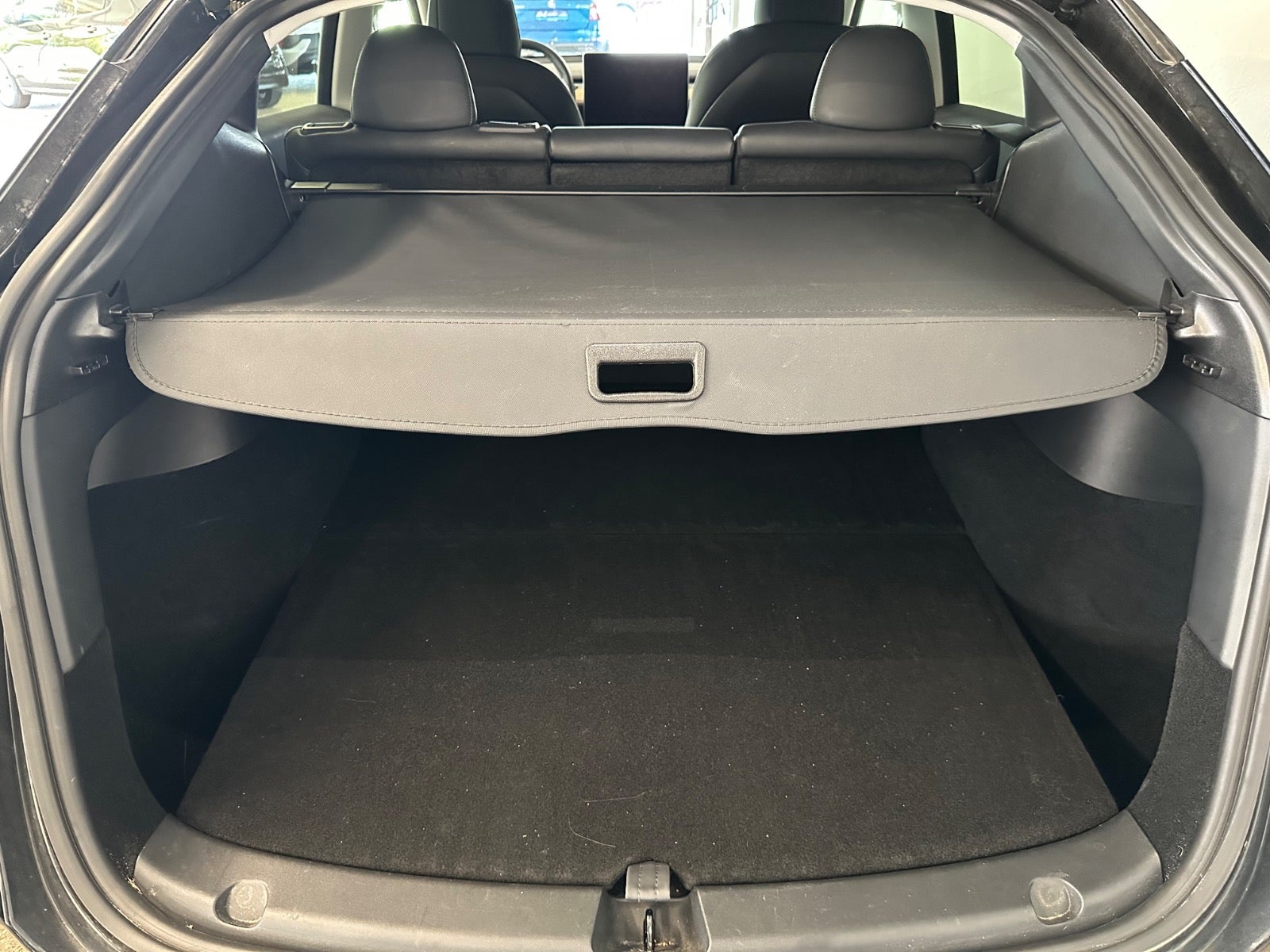 Tesla Model Y Long Range AWD, 514ps, 2022