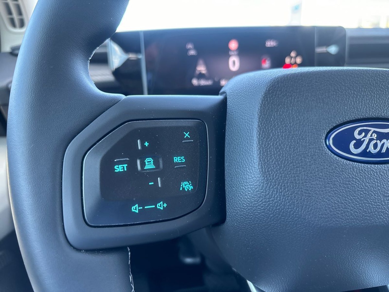 Ford Explorer EV Standard Range RWD 52 kWh, 170ps, 2026