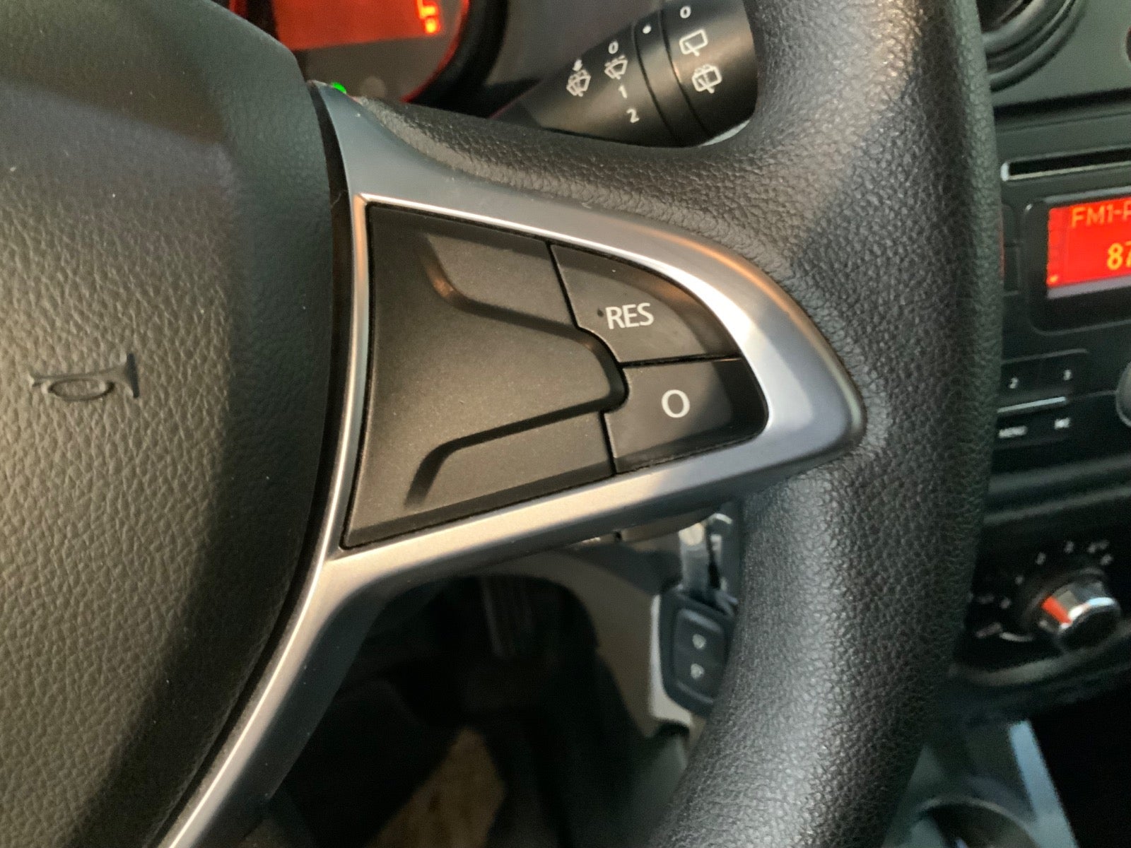 Dacia Lodgy Stepway 1.6 SCe Manual, 5-trins, 102ps, 2017