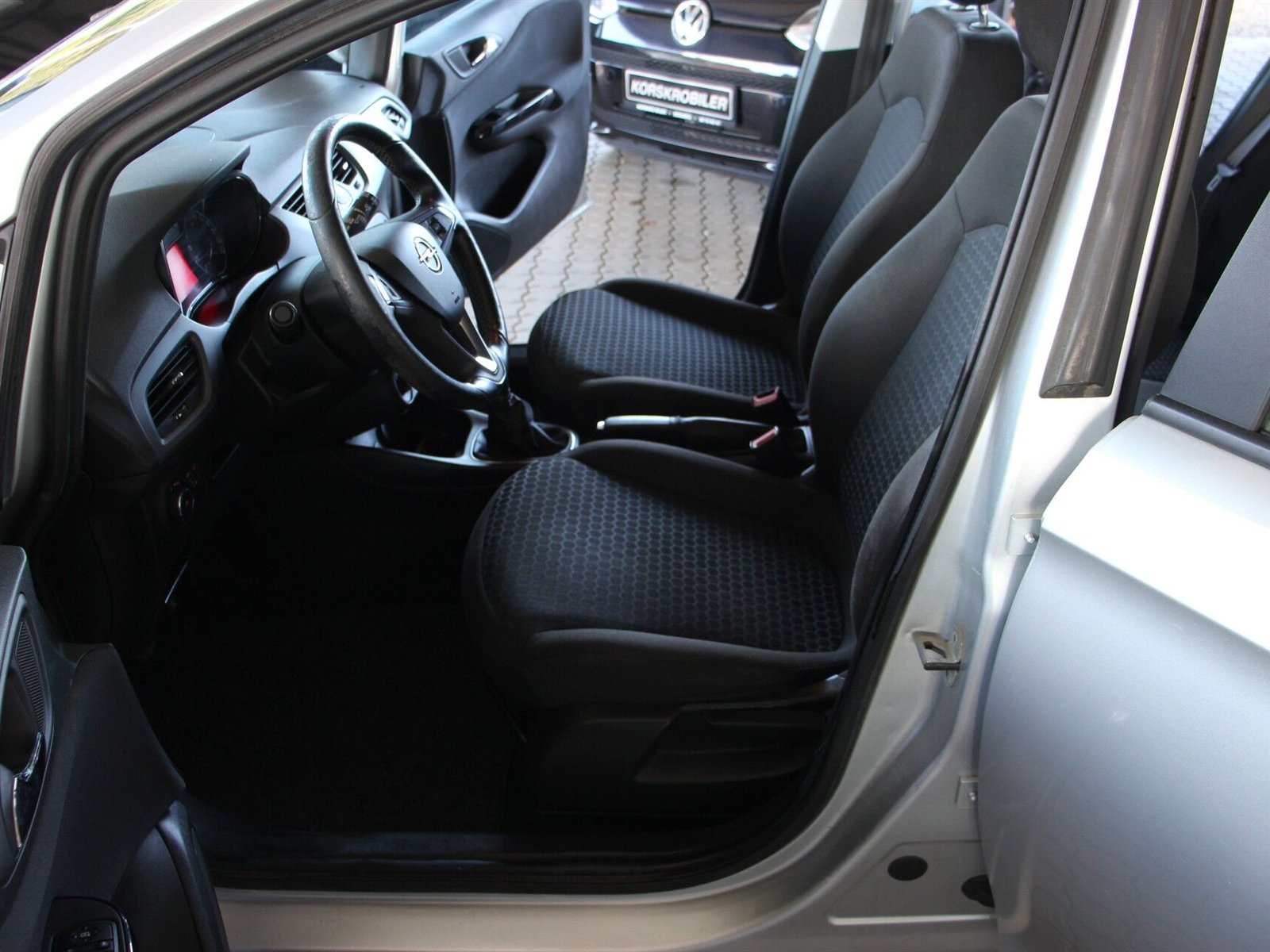 Opel Corsa 5-door 1.4 Manual, 75hp, 2017