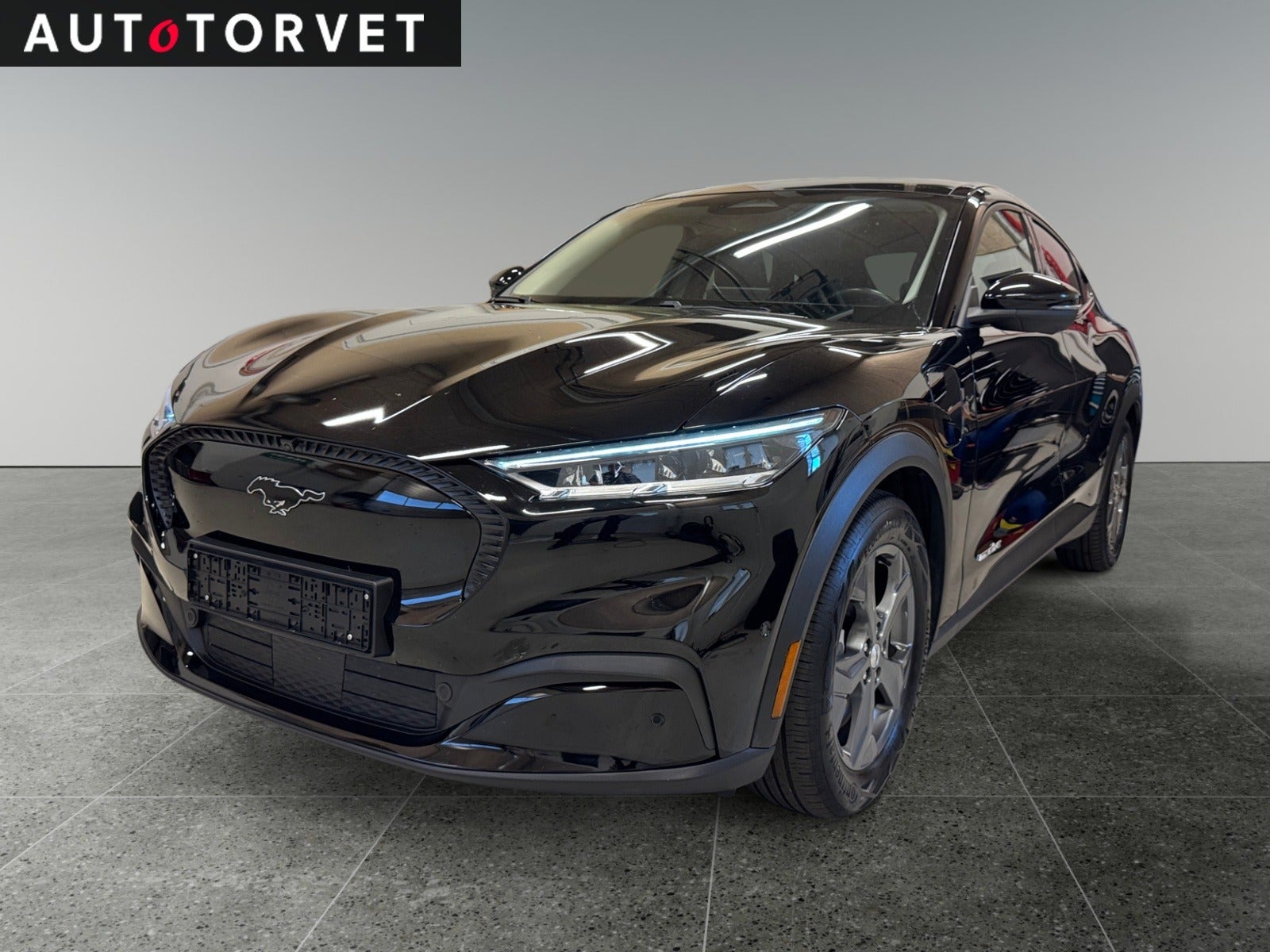 Ford Mustang Mach-E Standard Range AWD, 269hp, 2021