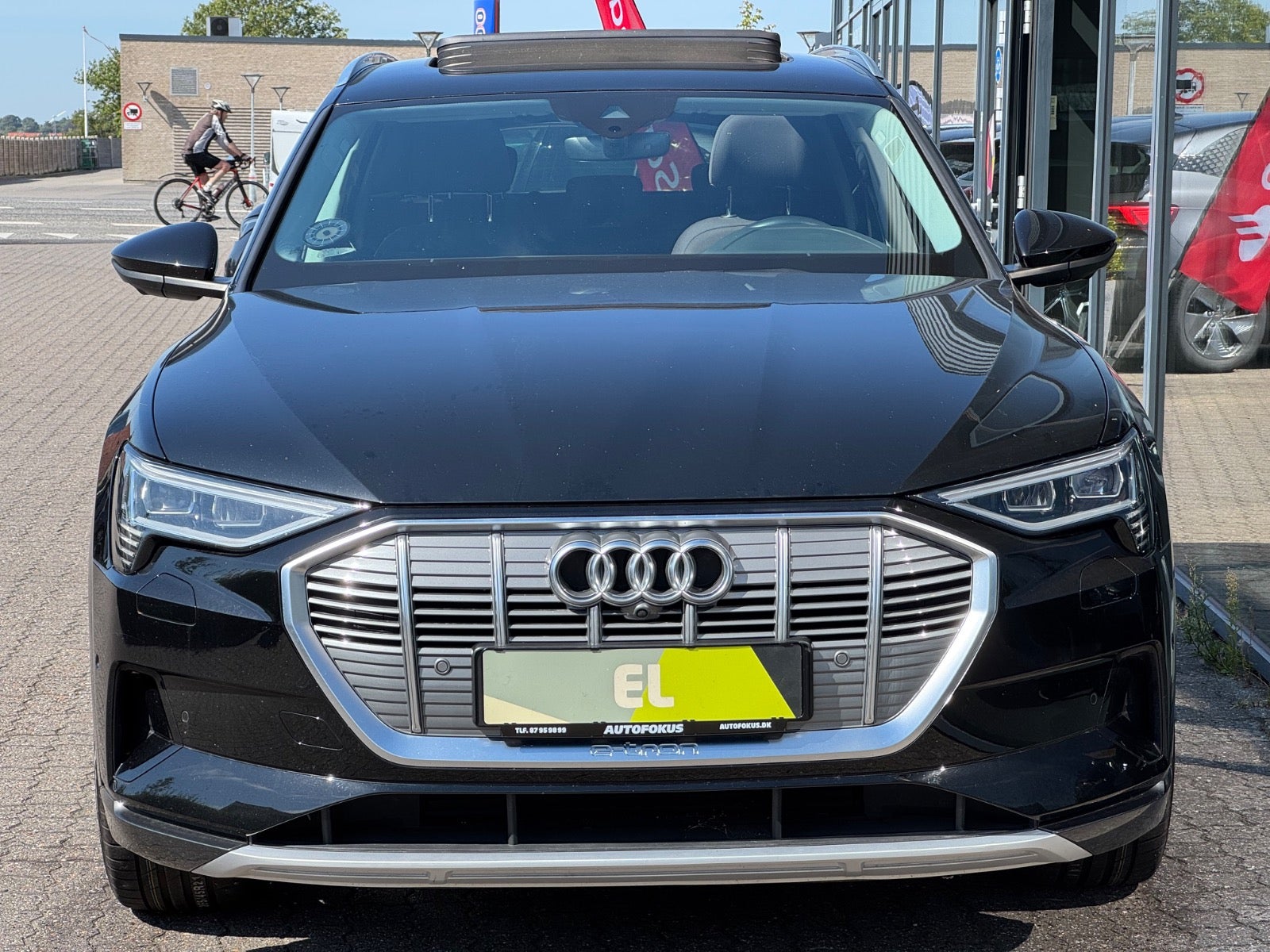 Audi e-tron 55 quattro, 408hk, 2022