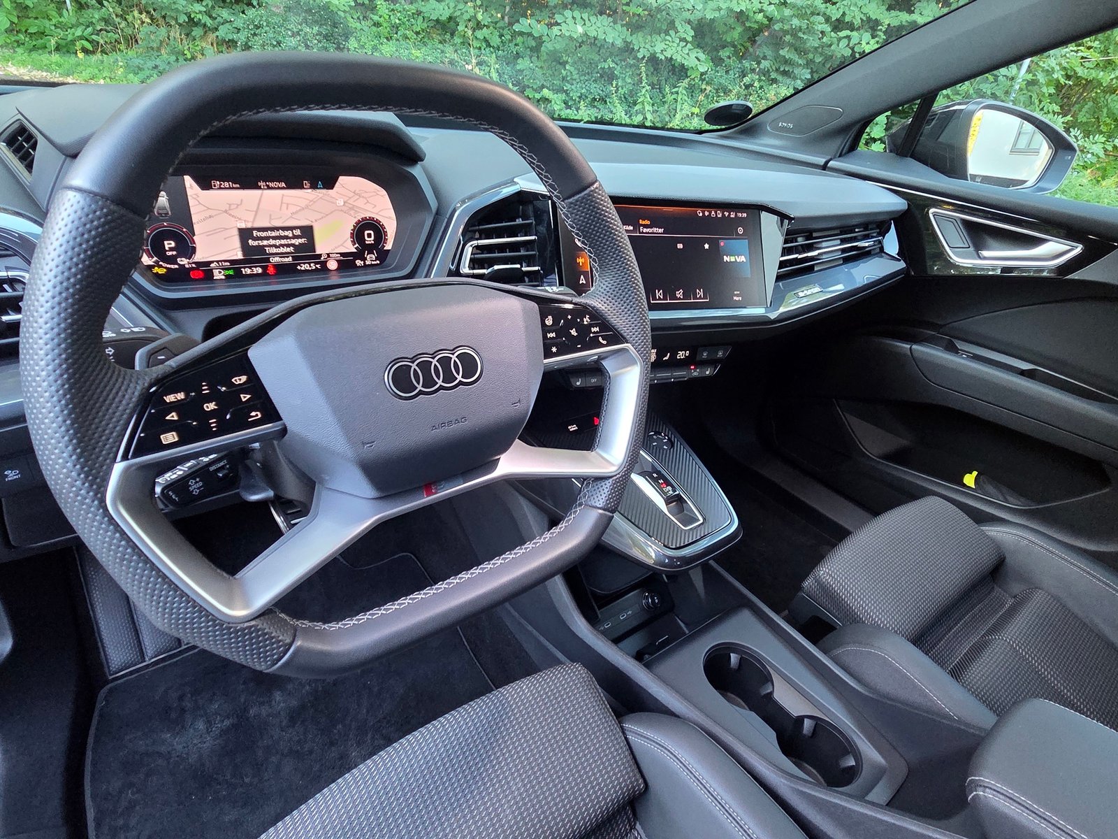 Audi Q4 45 e-tron, 286ps, 2025