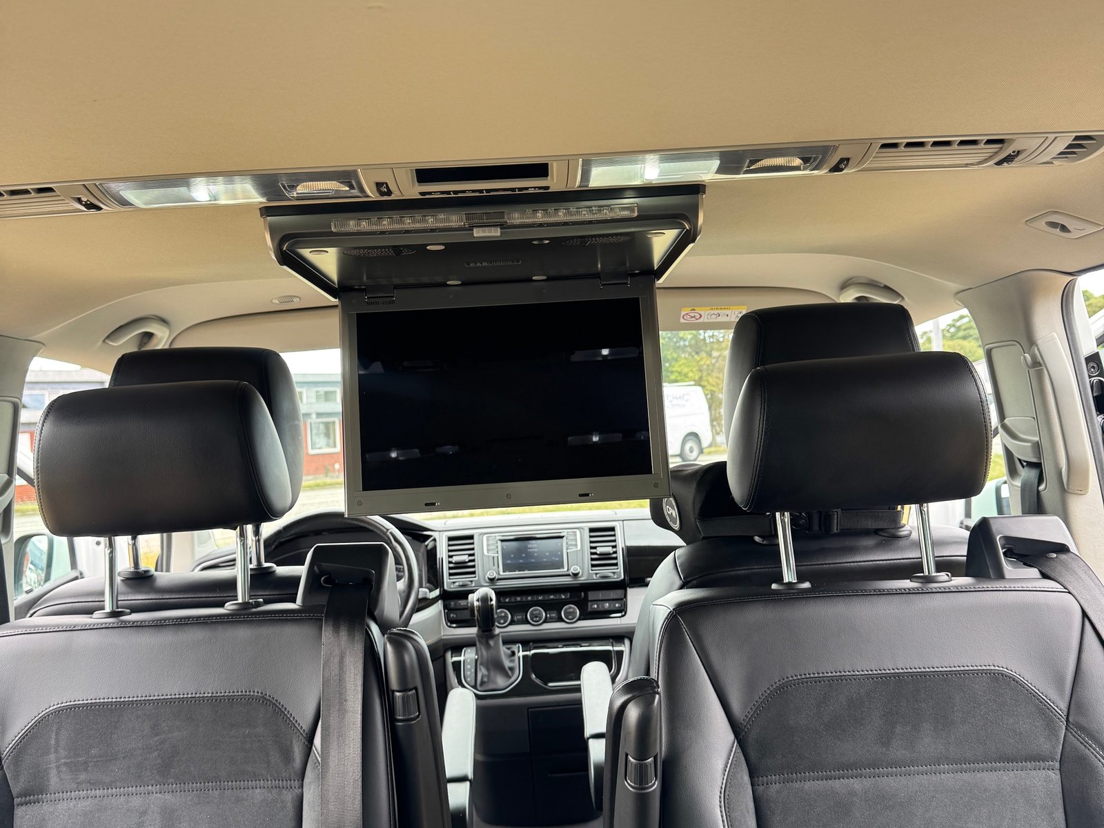 Volkswagen Multivan 2.0 TDI BMT DSG Sequential, 7-trins, 150ps, 2017