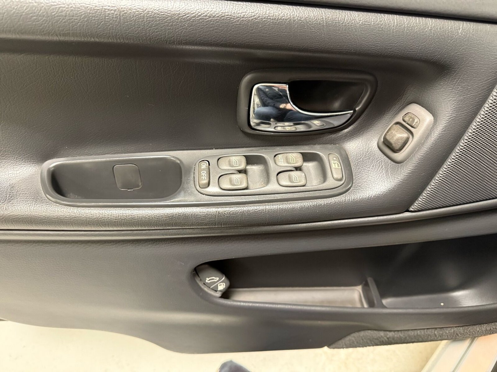 Volvo S70 2.4 Manual, 5-trins, 140ps, 2000