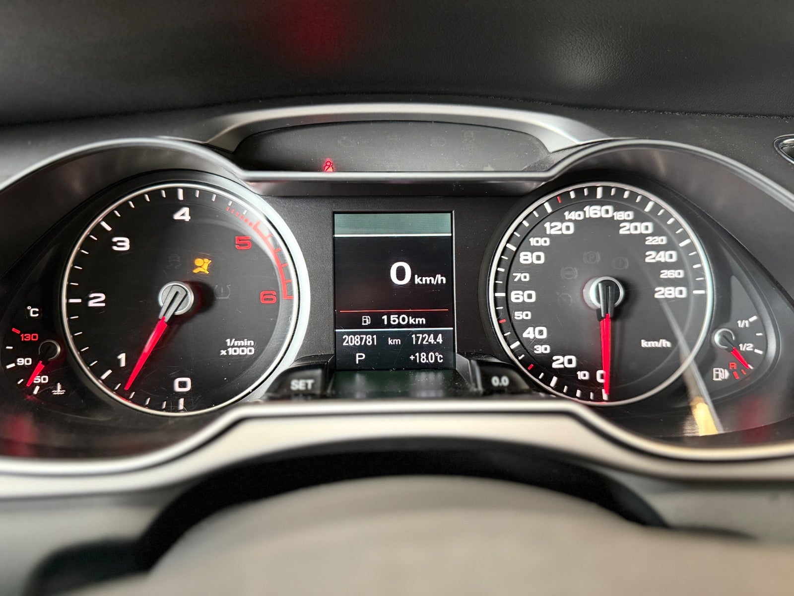Audi A4 Avant 3.0 TDI V6 DPF Multitronic, 204hp, 2013