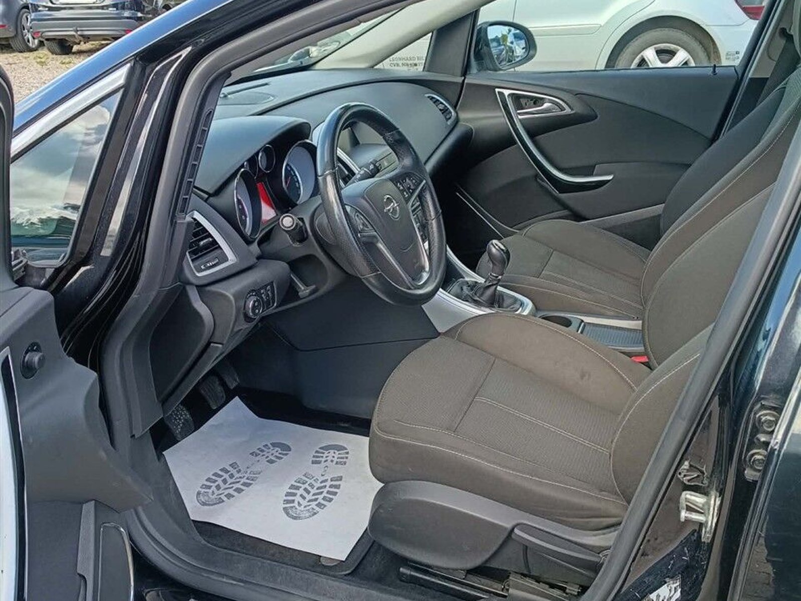 Opel Astra 1.6 Turbo Manual, 6-trins, 180ps, 2010