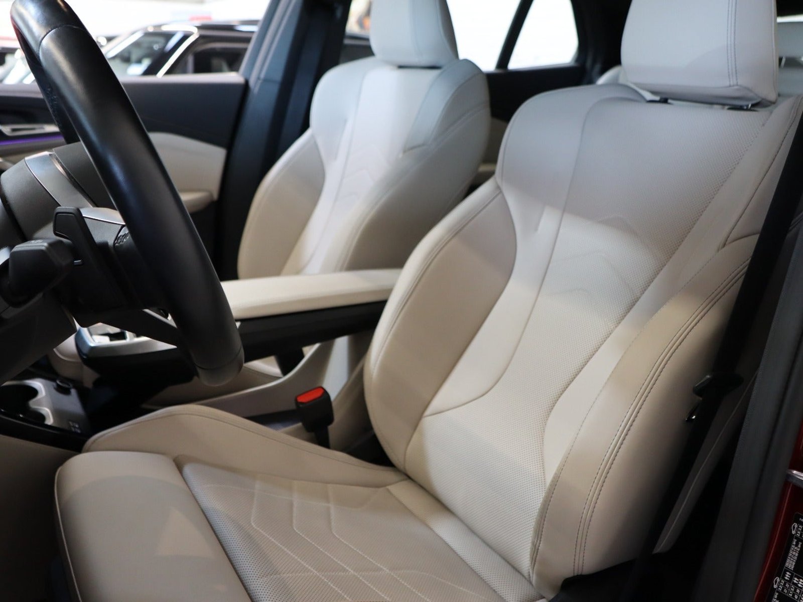 BMW iX2 eDrive20, 204ps, 2024
