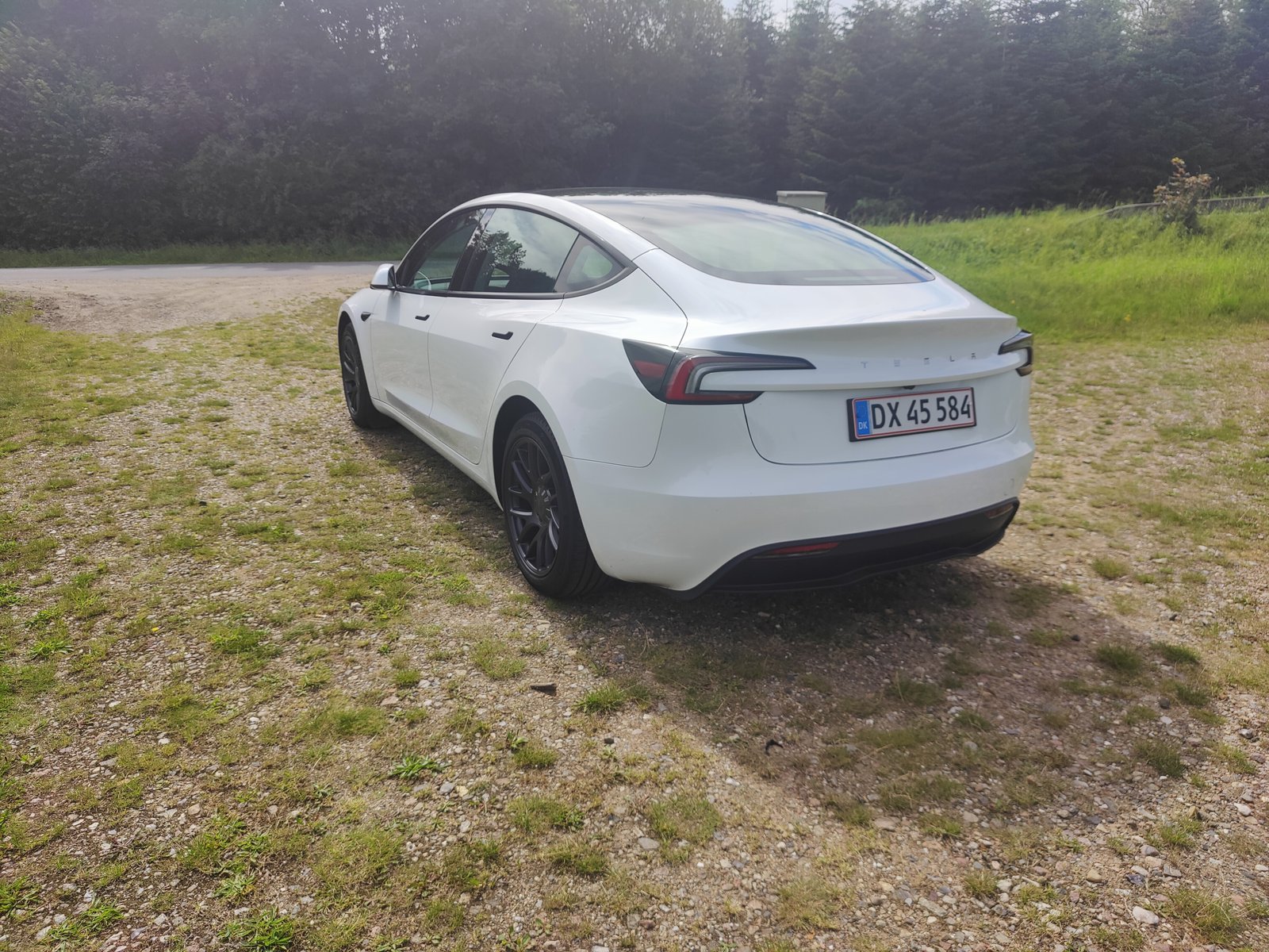 Tesla Model 3 Standard Range, 283ps, 2024