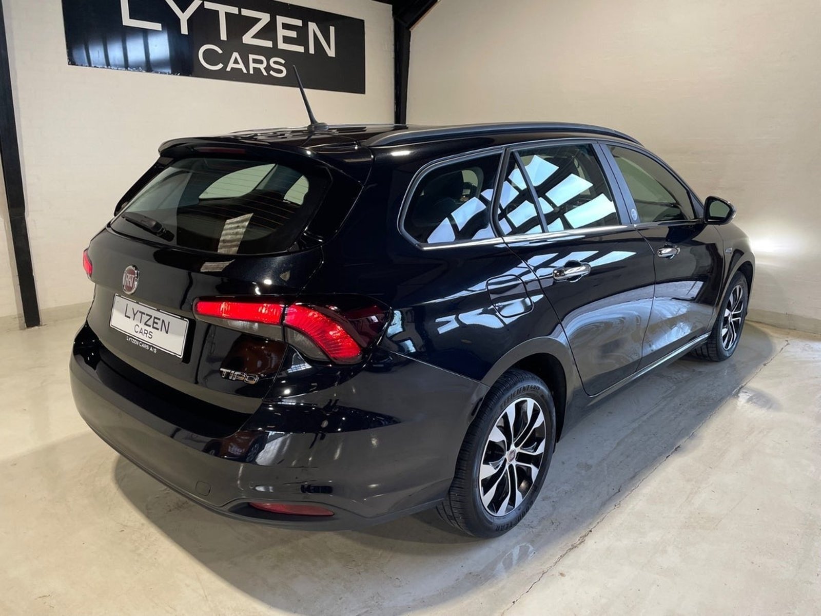 Fiat Tipo 1.6 Multijet  DDCT, 6-trins, 120ps, 2018