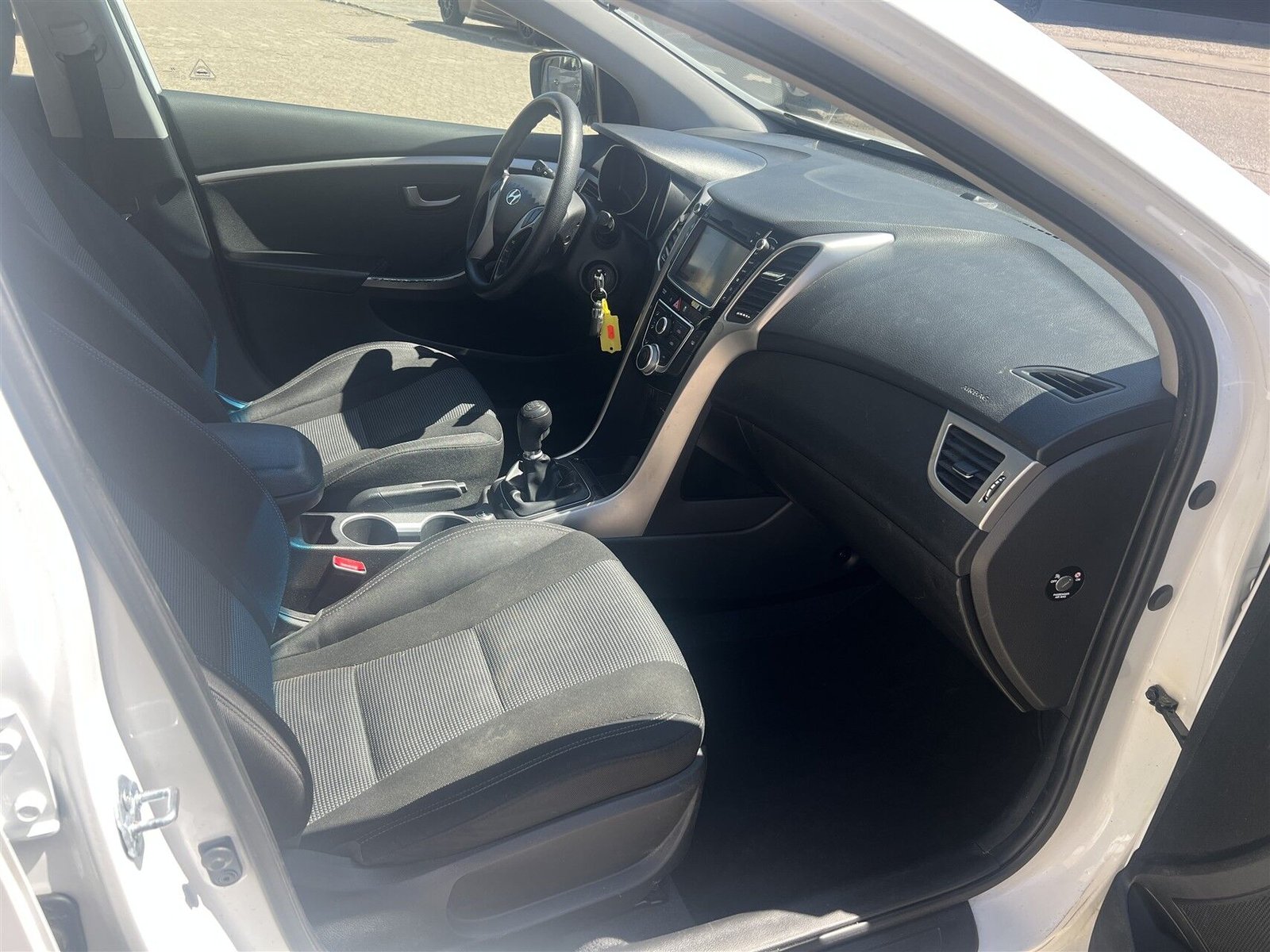 Hyundai i30 Kombi 1.6 CRDi Manual, 6-trins, 110ps, 2016