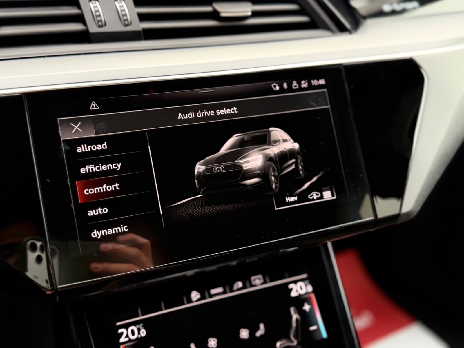 Audi e-tron 55 quattro, 408hk, 2022