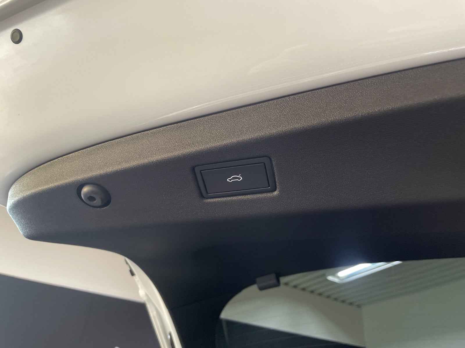 Volkswagen ID.7 Pro, 286ps, 2024