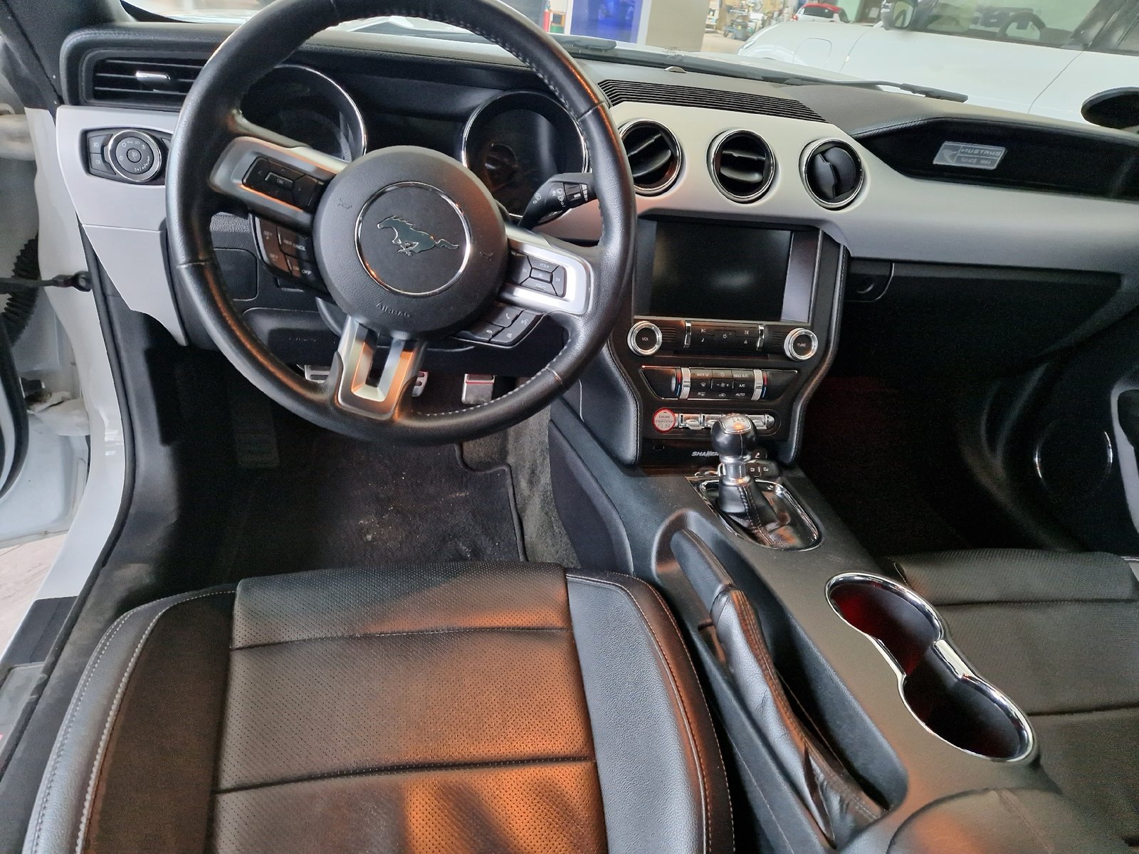 Ford Mustang Manual, 317hp, 2016