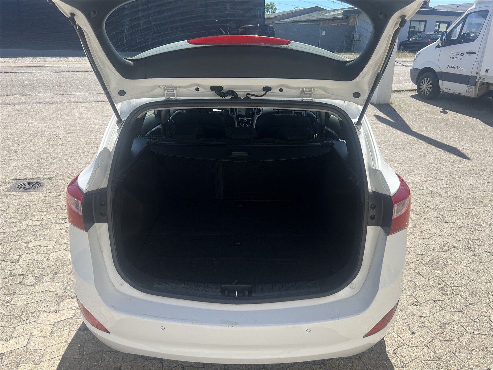 Hyundai i30 Kombi 1.6 CRDi Manual, 6-trins, 110ps, 2016