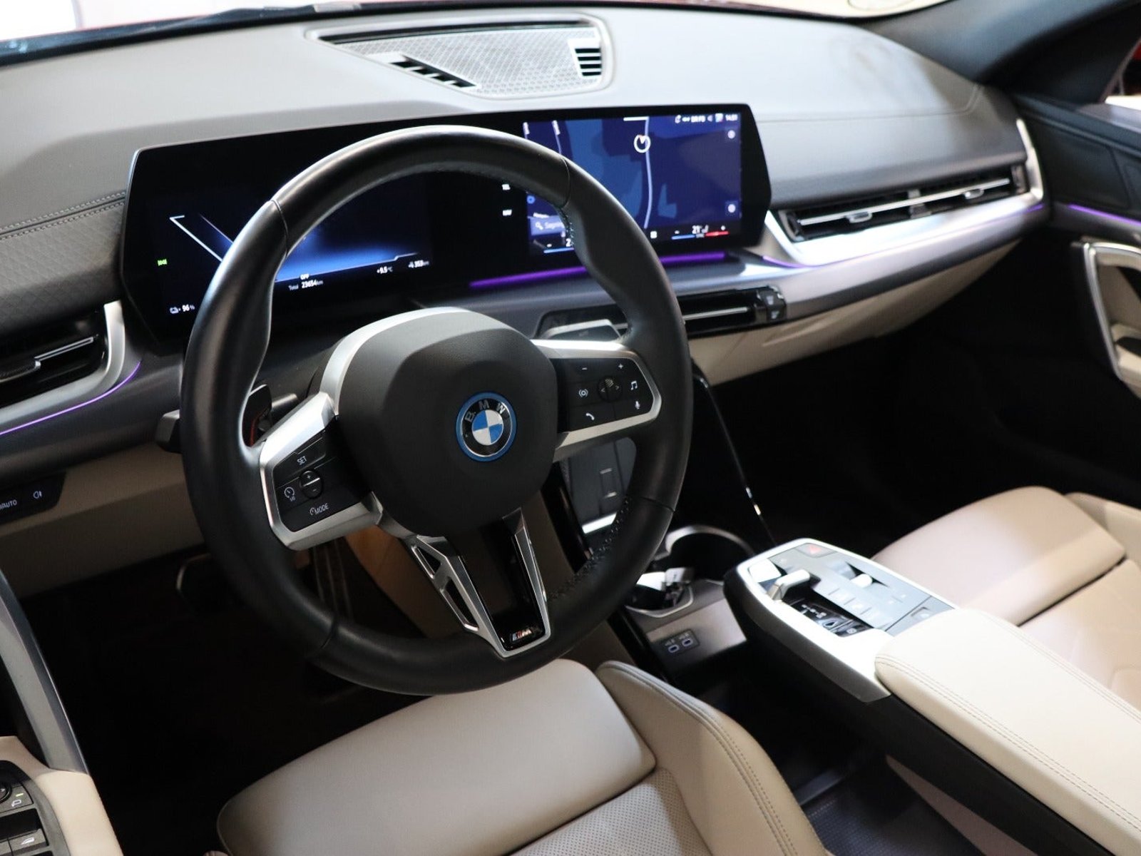 BMW iX2 eDrive20, 204ps, 2024