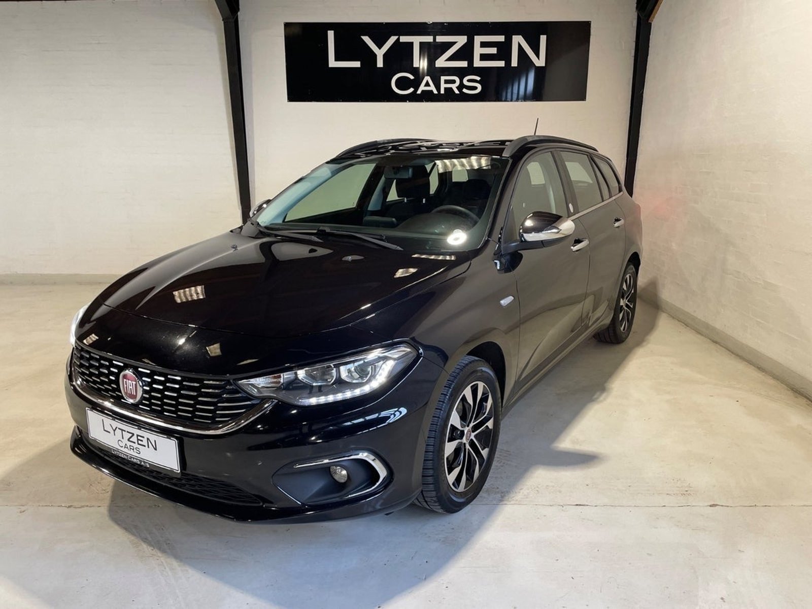 Fiat Tipo 1.6 Multijet  DDCT, 6-trins, 120ps, 2018