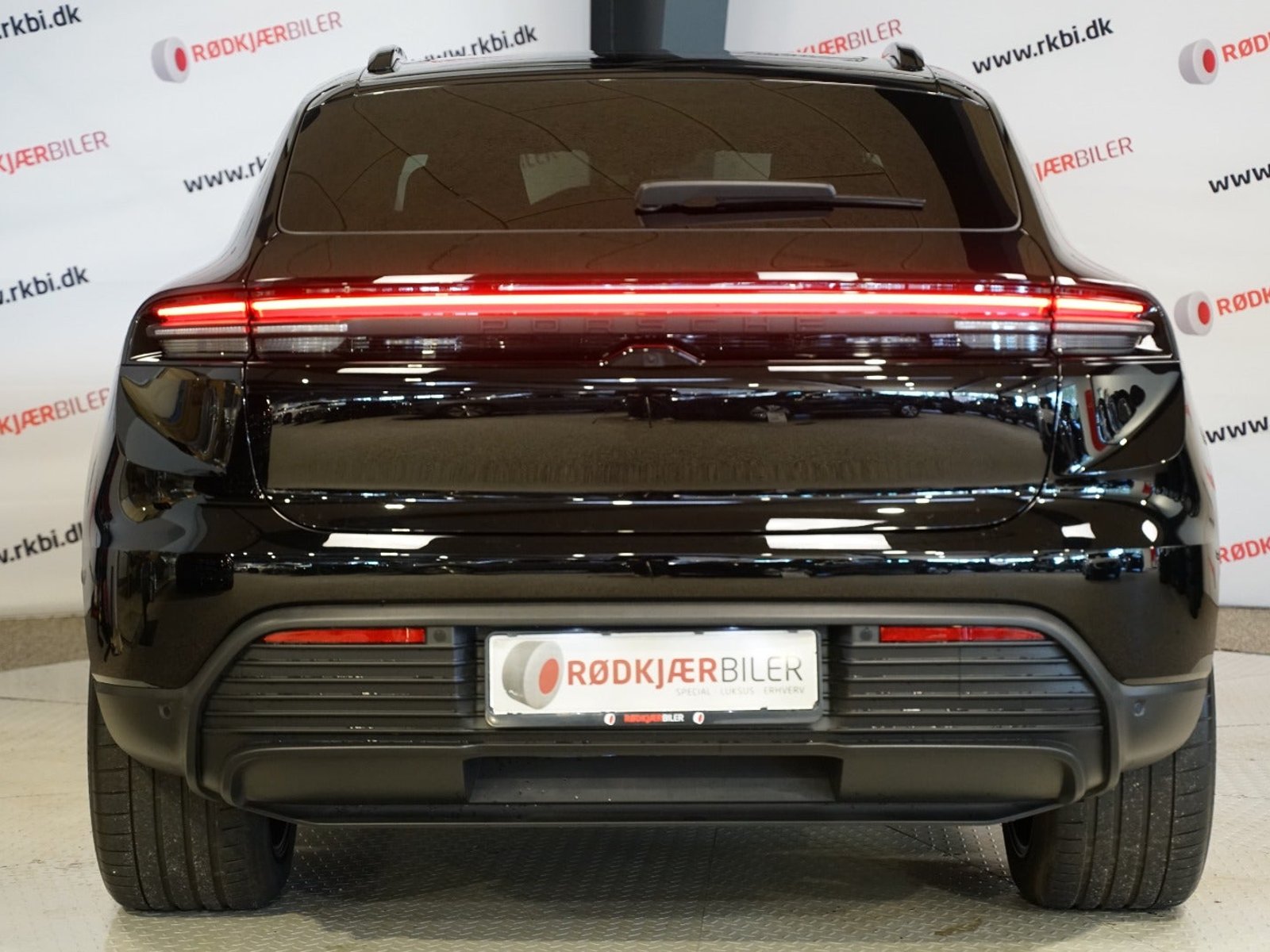 Porsche Macan 4, 388hp, 2024