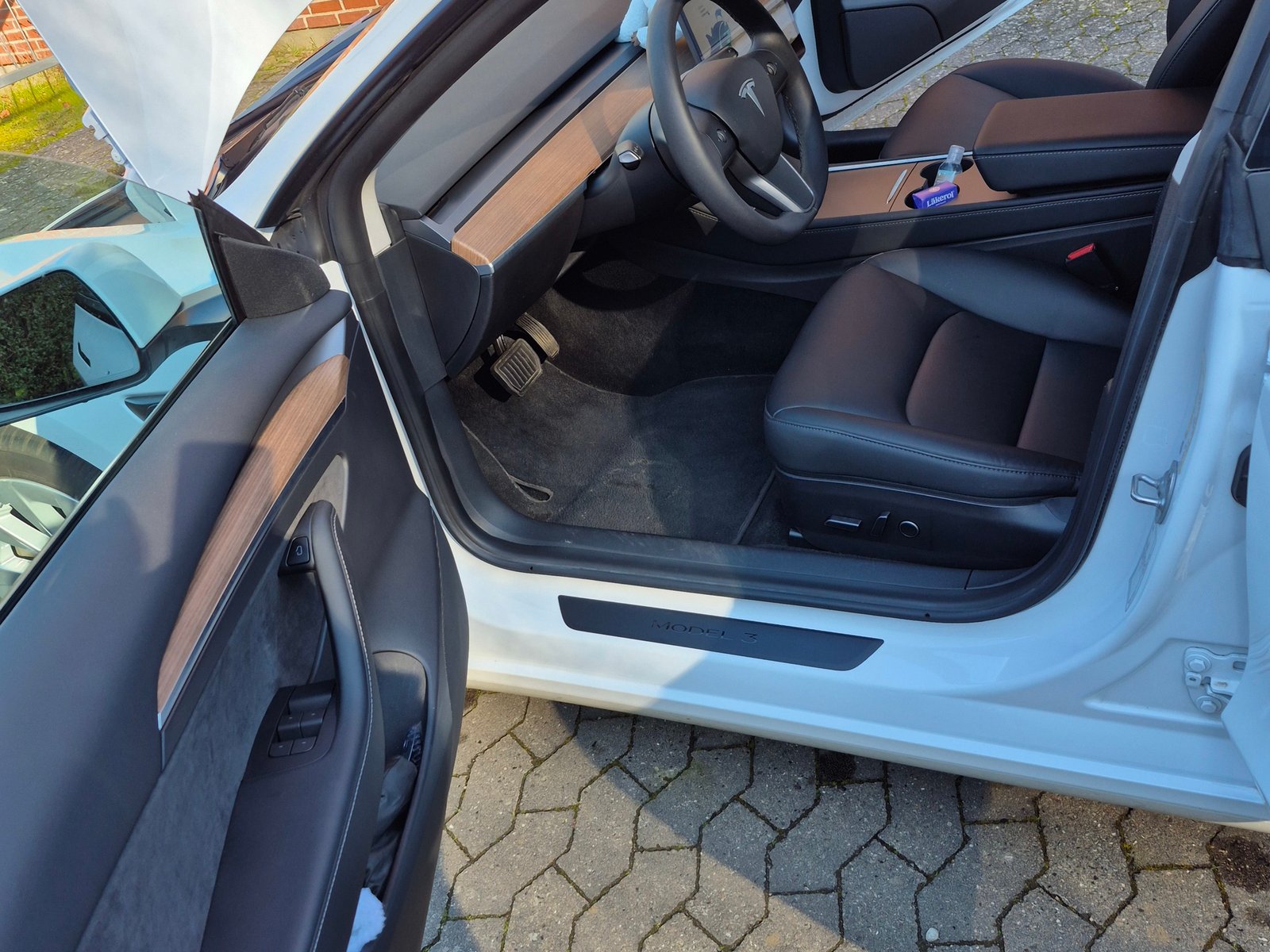 Tesla Model 3 Standard Range, 283hp, 2022